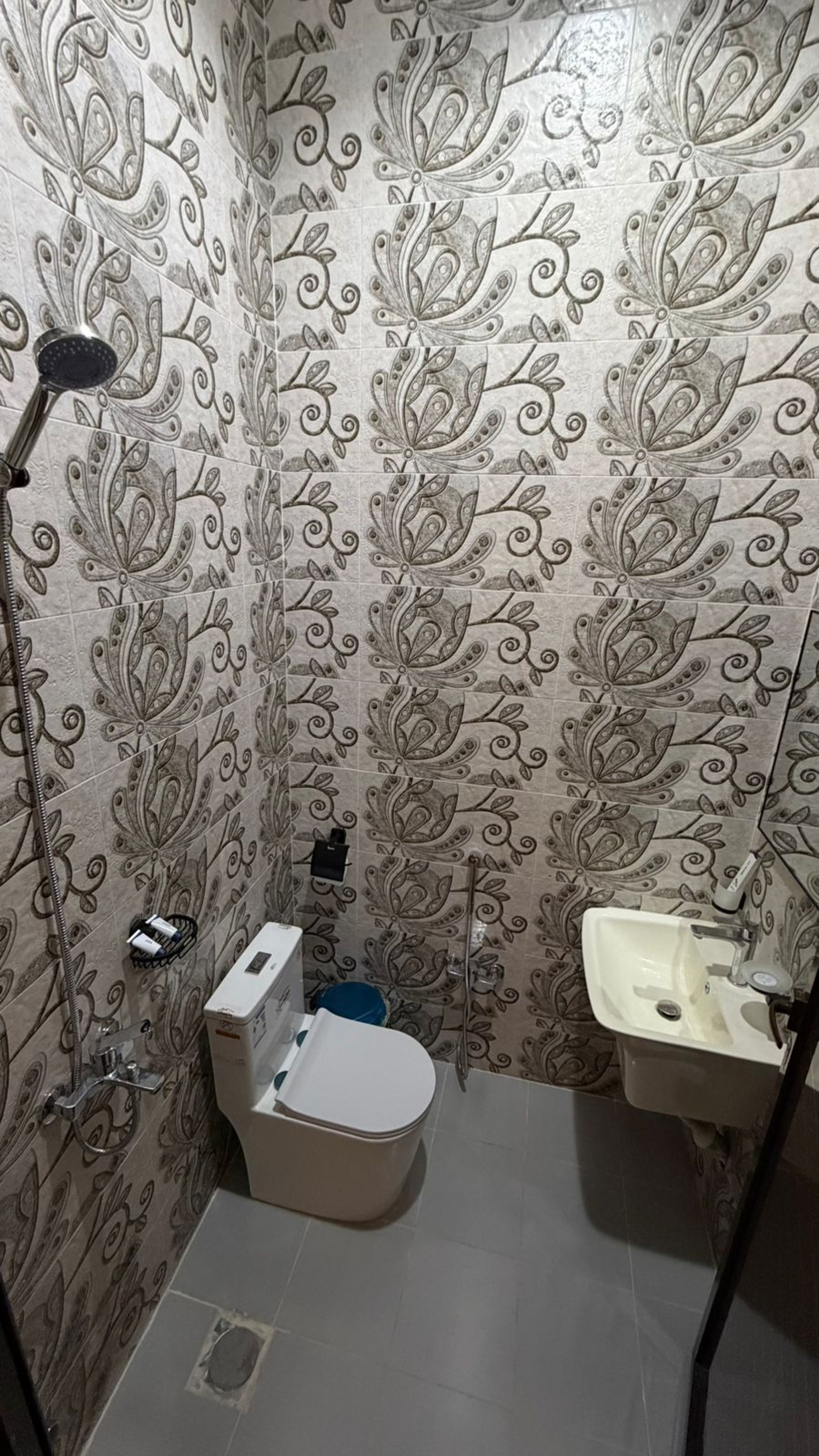 https://img.gathern.co/1400x0/1/ABCasgNBwL8R7FFKIcViaFCBqhlsmn8I.jpg
