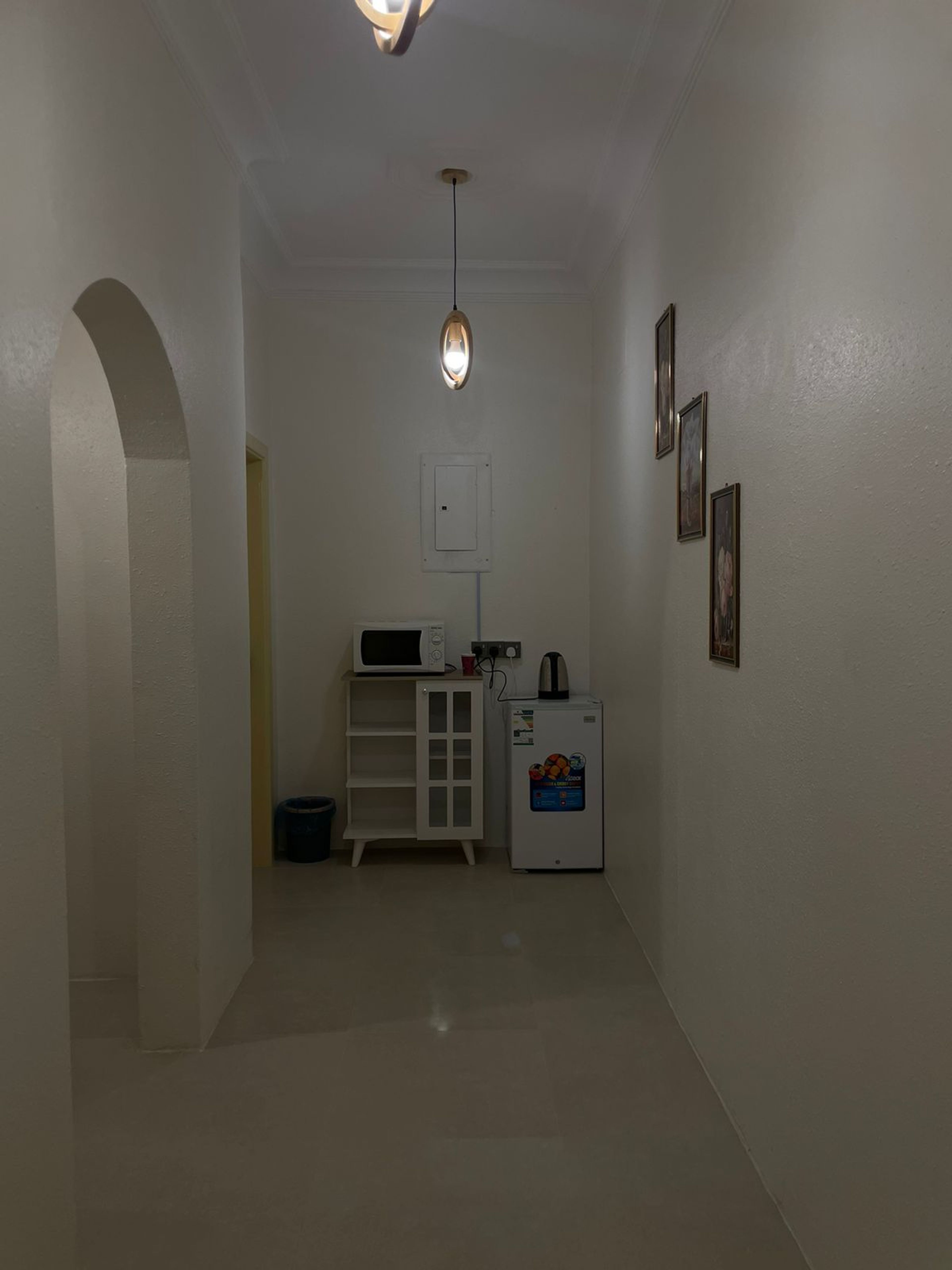 https://img.gathern.co/1400x0/1/AUWJ0pnYG9TIFBTik9JvfpGw2ixc_2Sc.jpg
