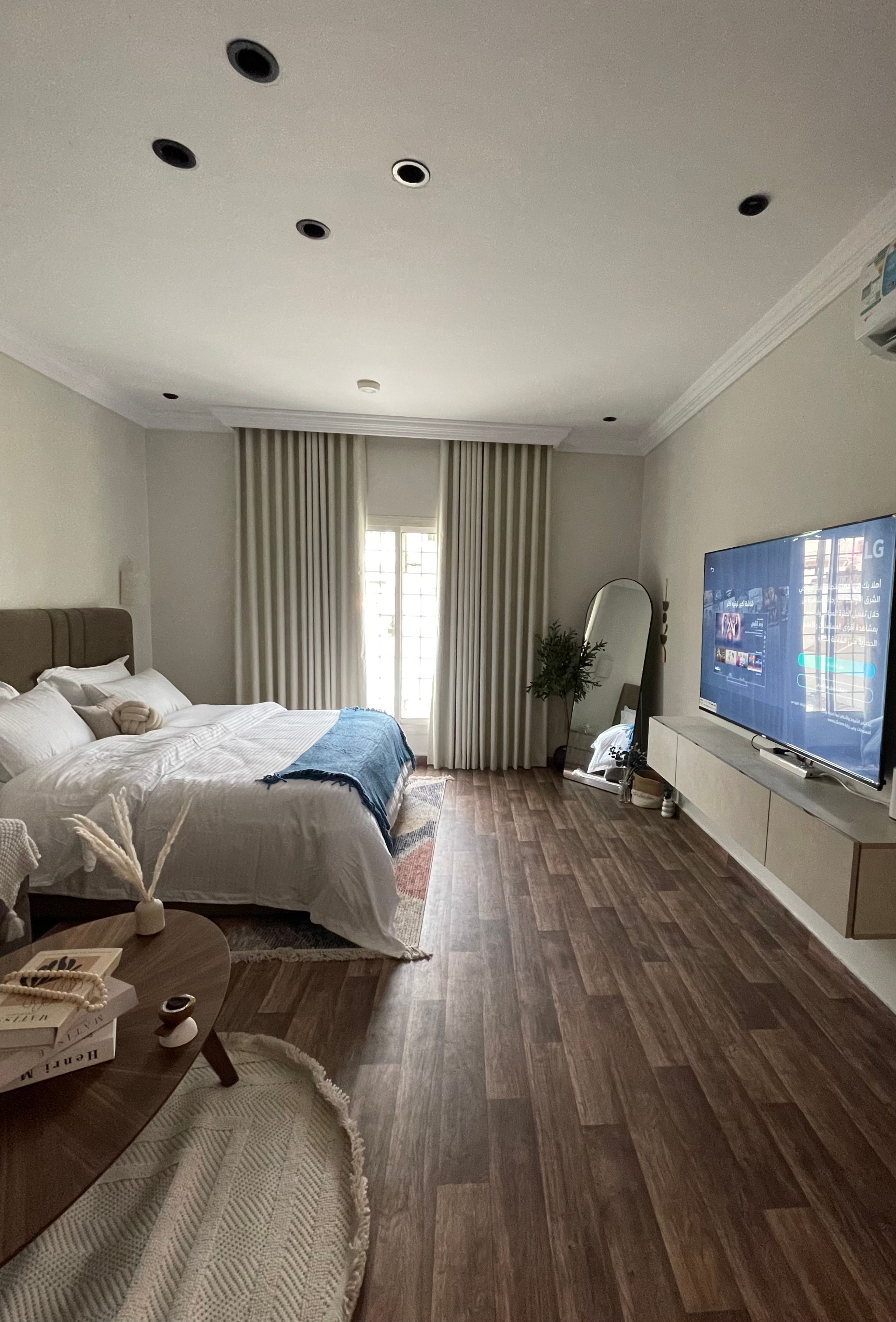 https://img.gathern.co/1400x0/1/AqmpX9EnFwACQ0URIB8zbd4Wdw3a8FKY.jpg