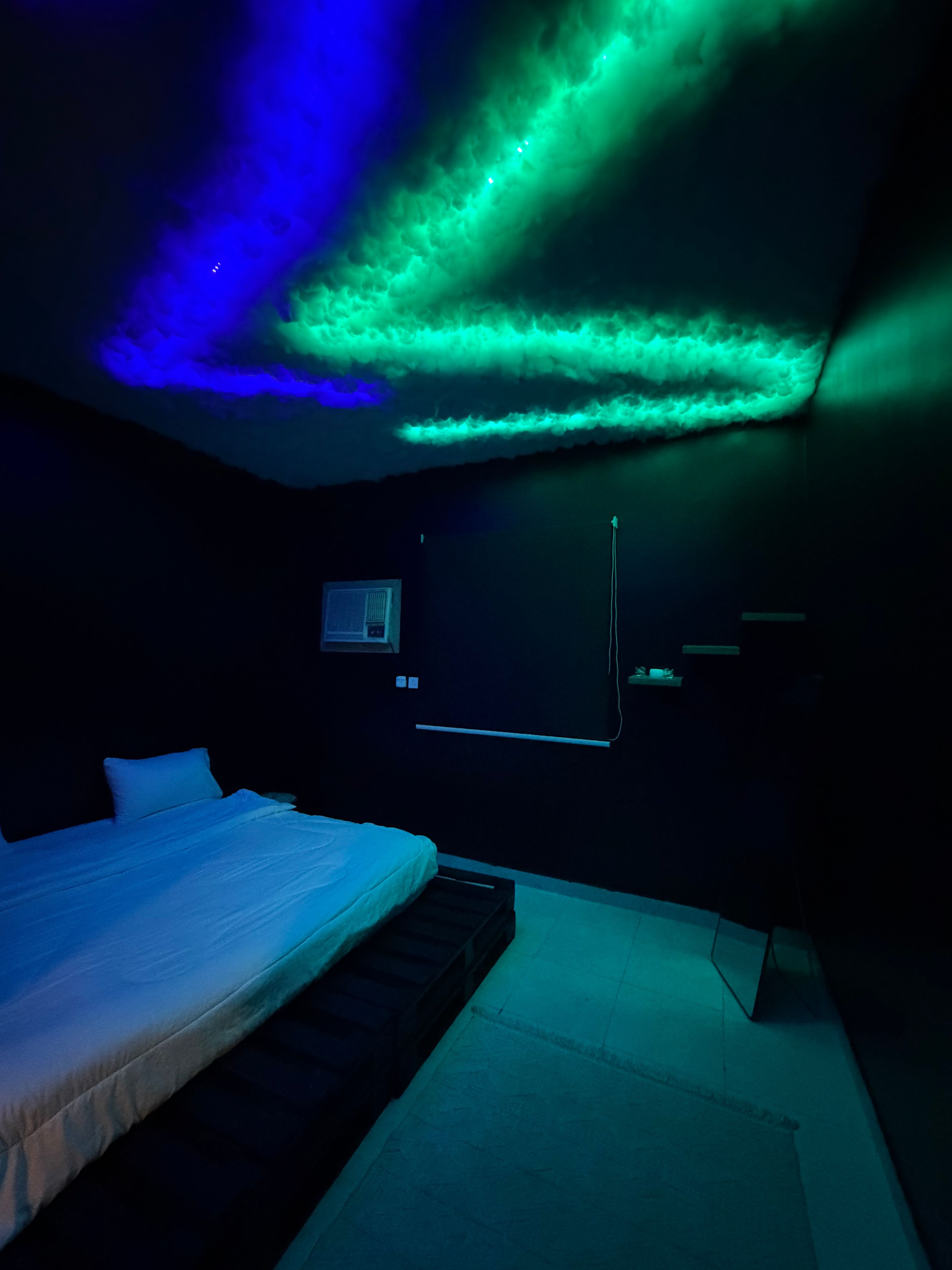 https://img.gathern.co/1024x0/1/BLmacuNkHTjBCVIS-S3hNjhYX35sVkDf.jpg