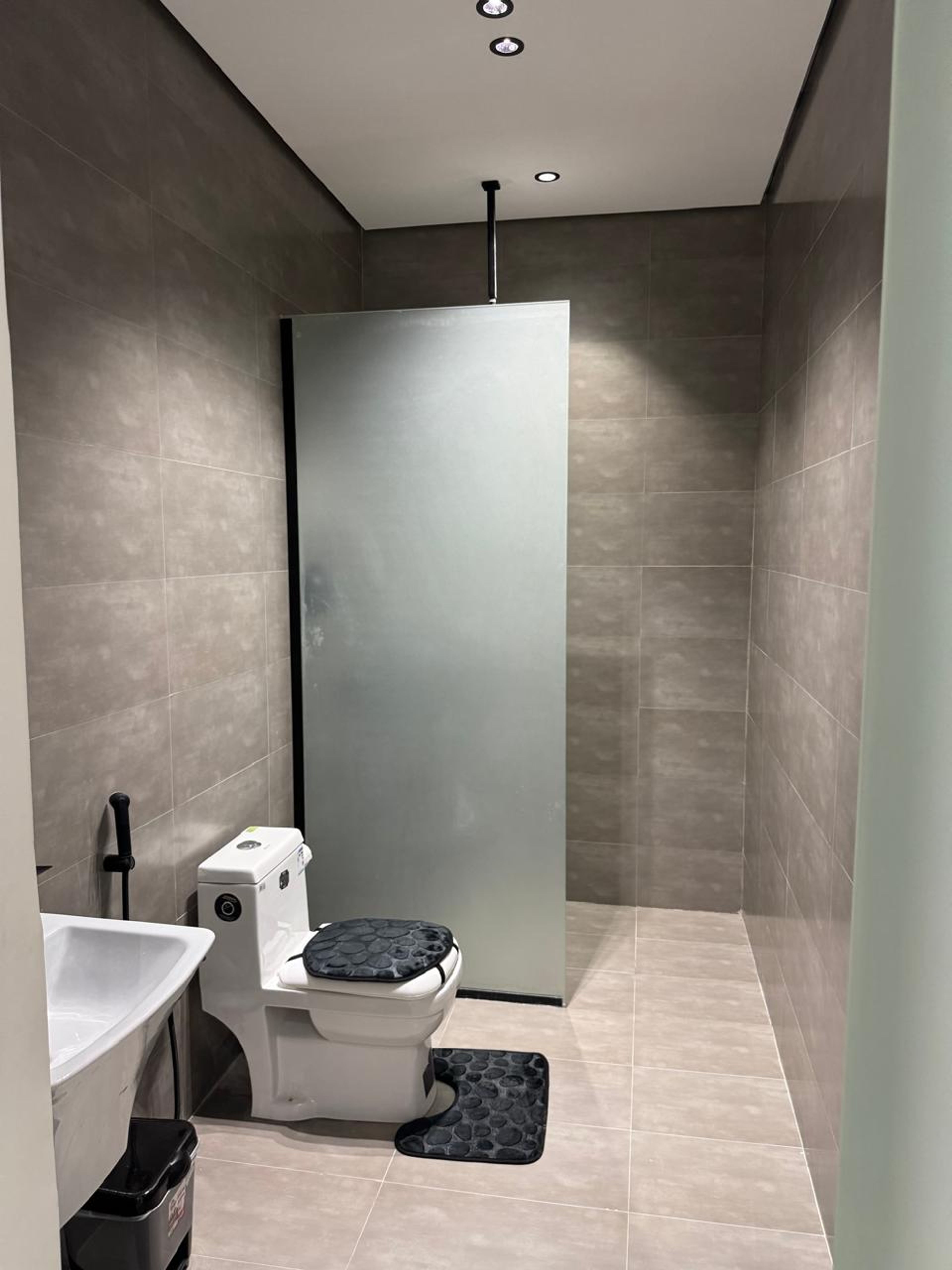 https://img.gathern.co/1400x0/1/BQ-OgD2VI6lhpo8bWX2CQ53QUx6U7f26.jpg
