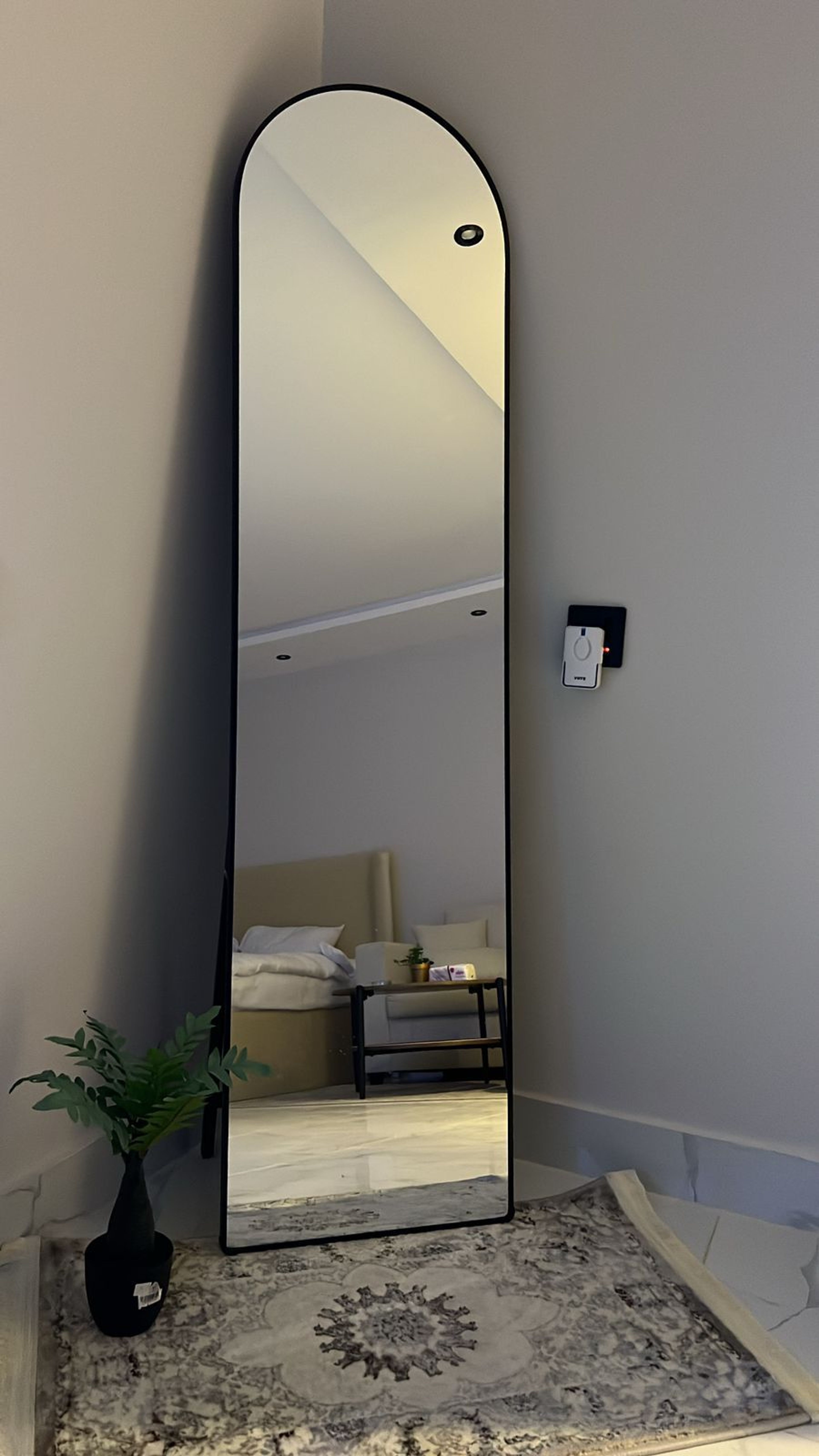 https://img.gathern.co/1400x0/1/CIq9p3Mw-B6mOjPFS7Nn6Zmq3GSYHVSP.jpeg