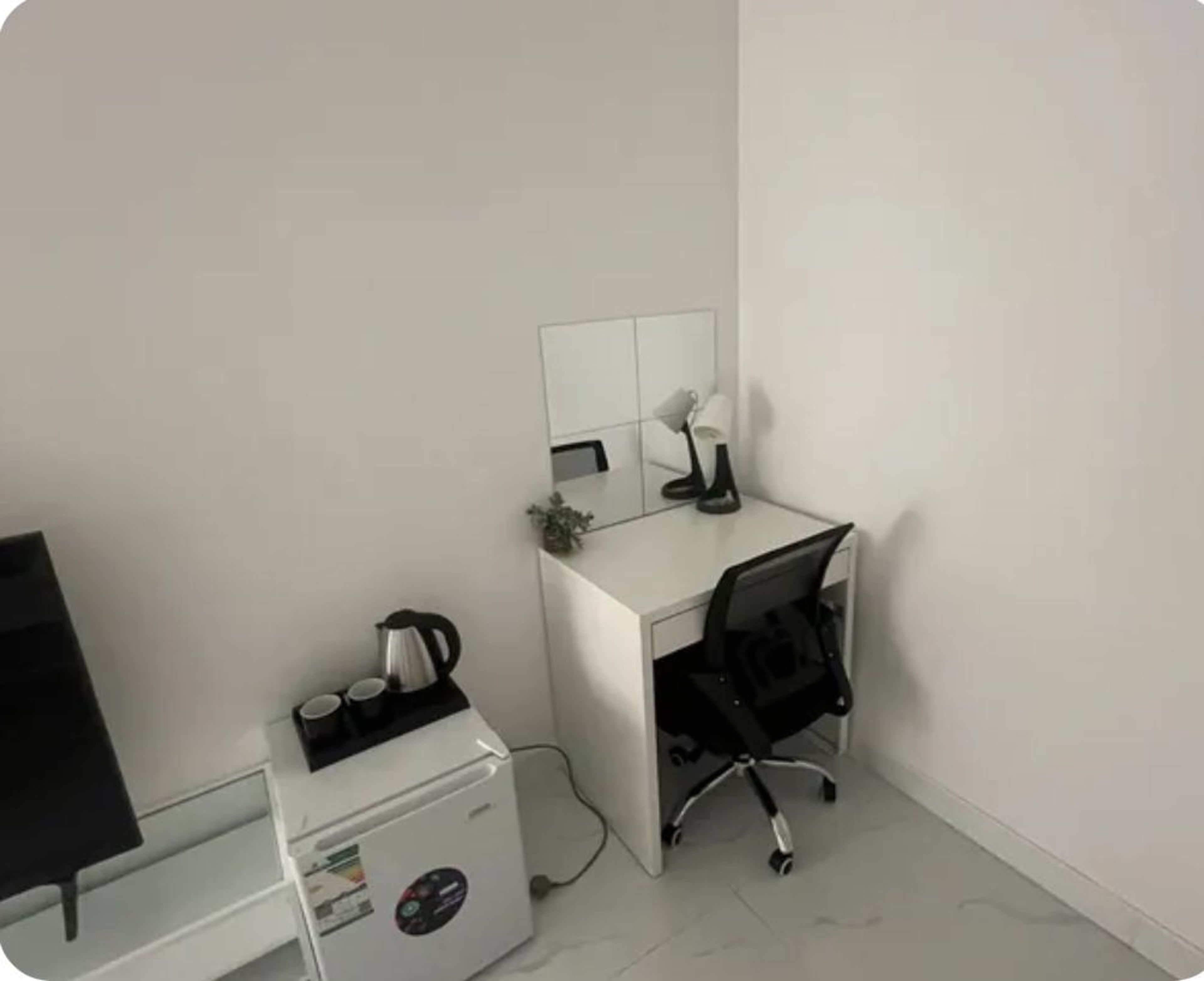 https://img.gathern.co/1400x0/1/CLwkkUs8aUrfRnPnoW4ha2TlAUST0wIB.jpg