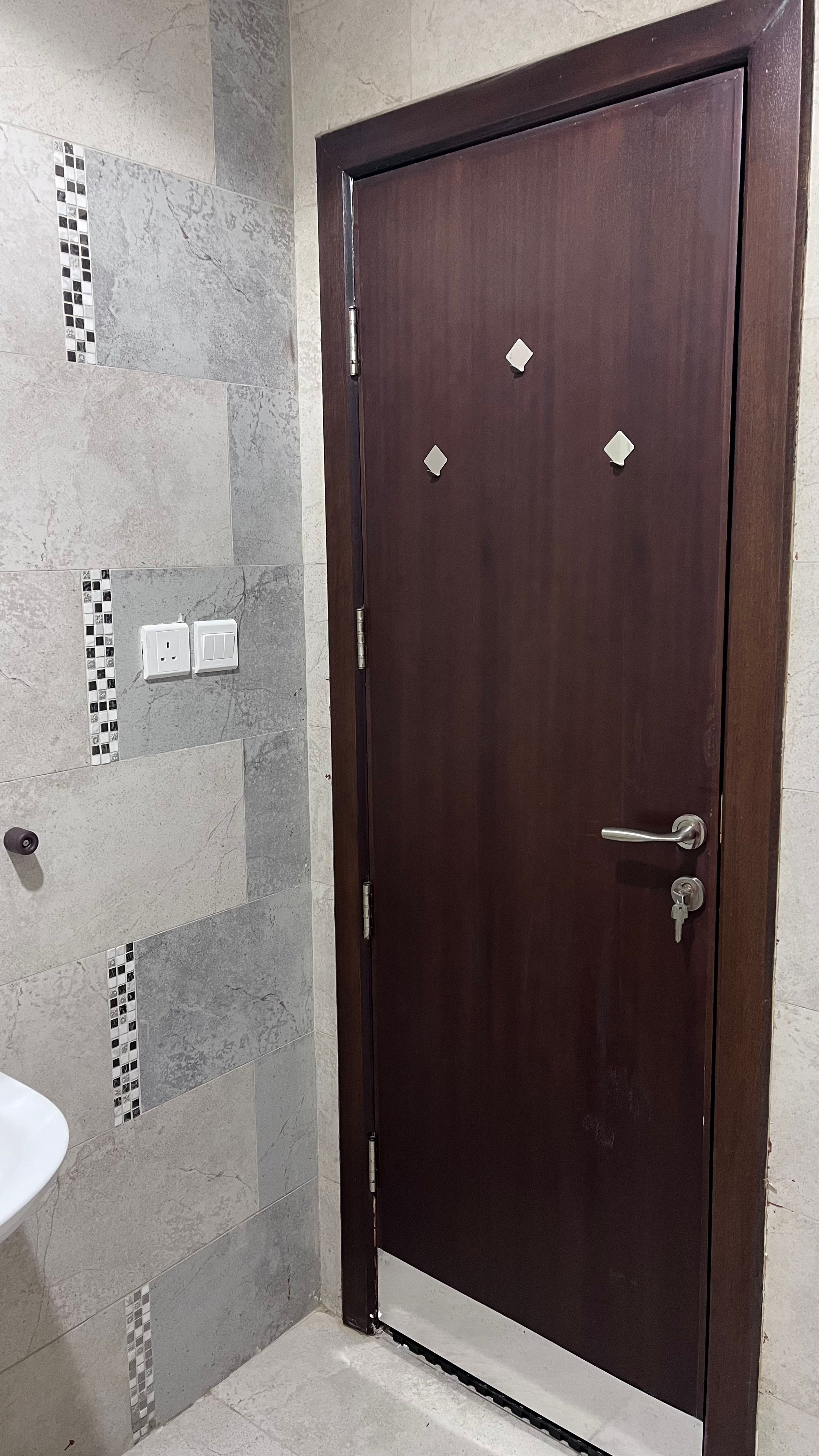 https://img.gathern.co/1400x0/1/Cj-puOi1KTHhC1jureZMGdT5BCR5iPDX.jpg