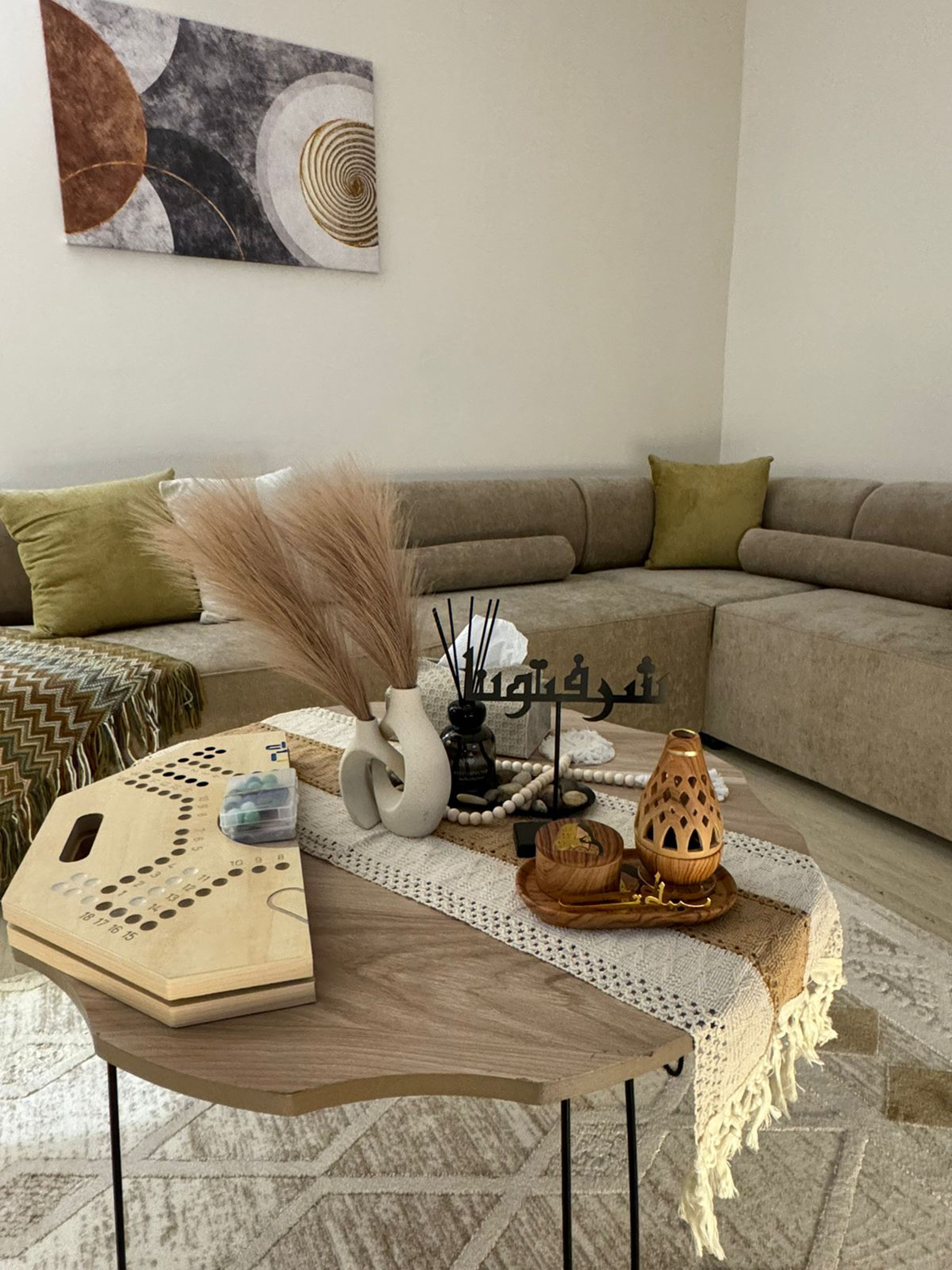 https://img.gathern.co/1400x0/1/DADVBeH9QUzVPBzQtpLBM4QMkXq9-qLr.jpg