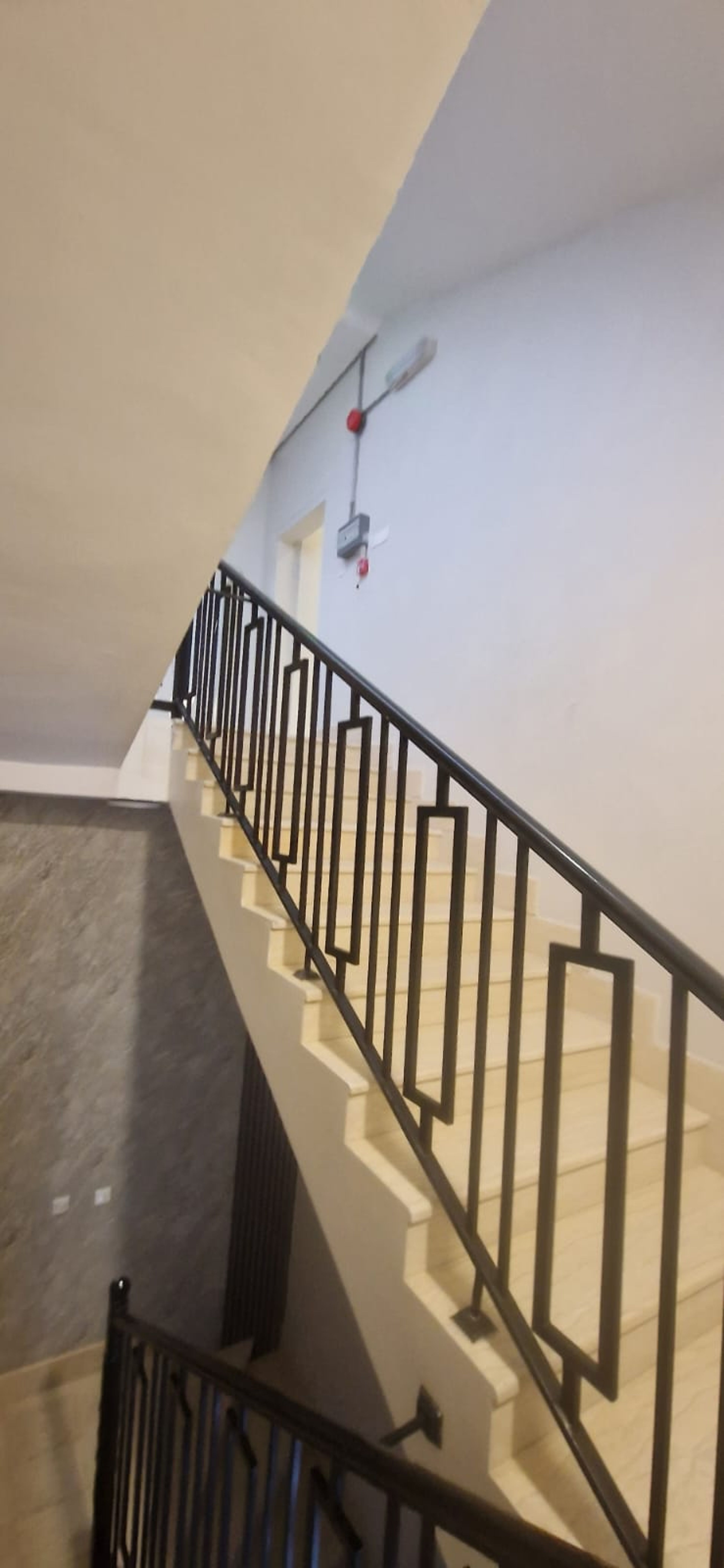 https://img.gathern.co/1400x0/1/DUhfSeQMqJjCYxlx7nYdGrJPPc_LOIwT.jpg
