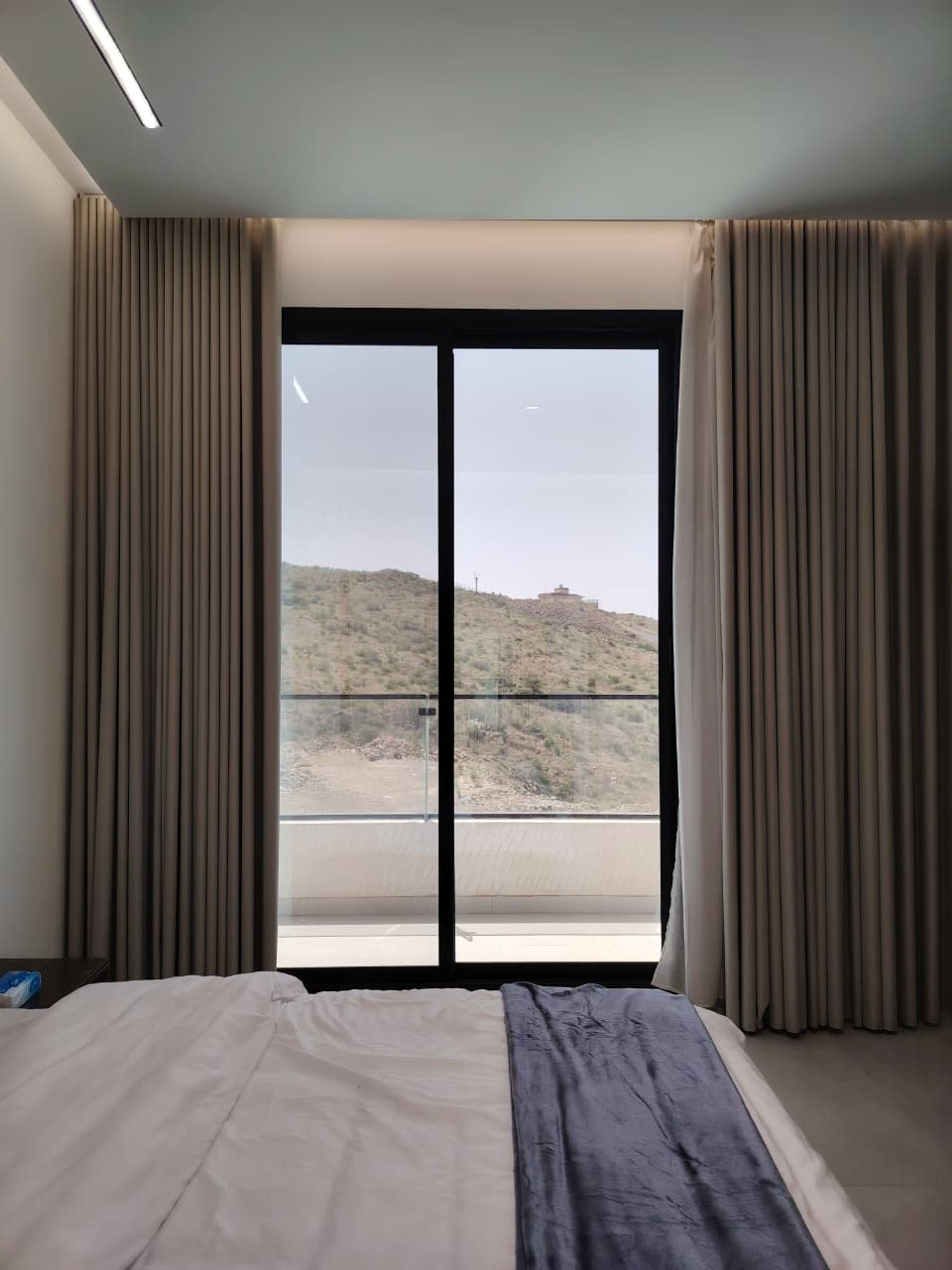 https://img.gathern.co/1400x0/1/DmHRmZ__ki-foLq2RANnKt4alo8NBgB3.jpeg