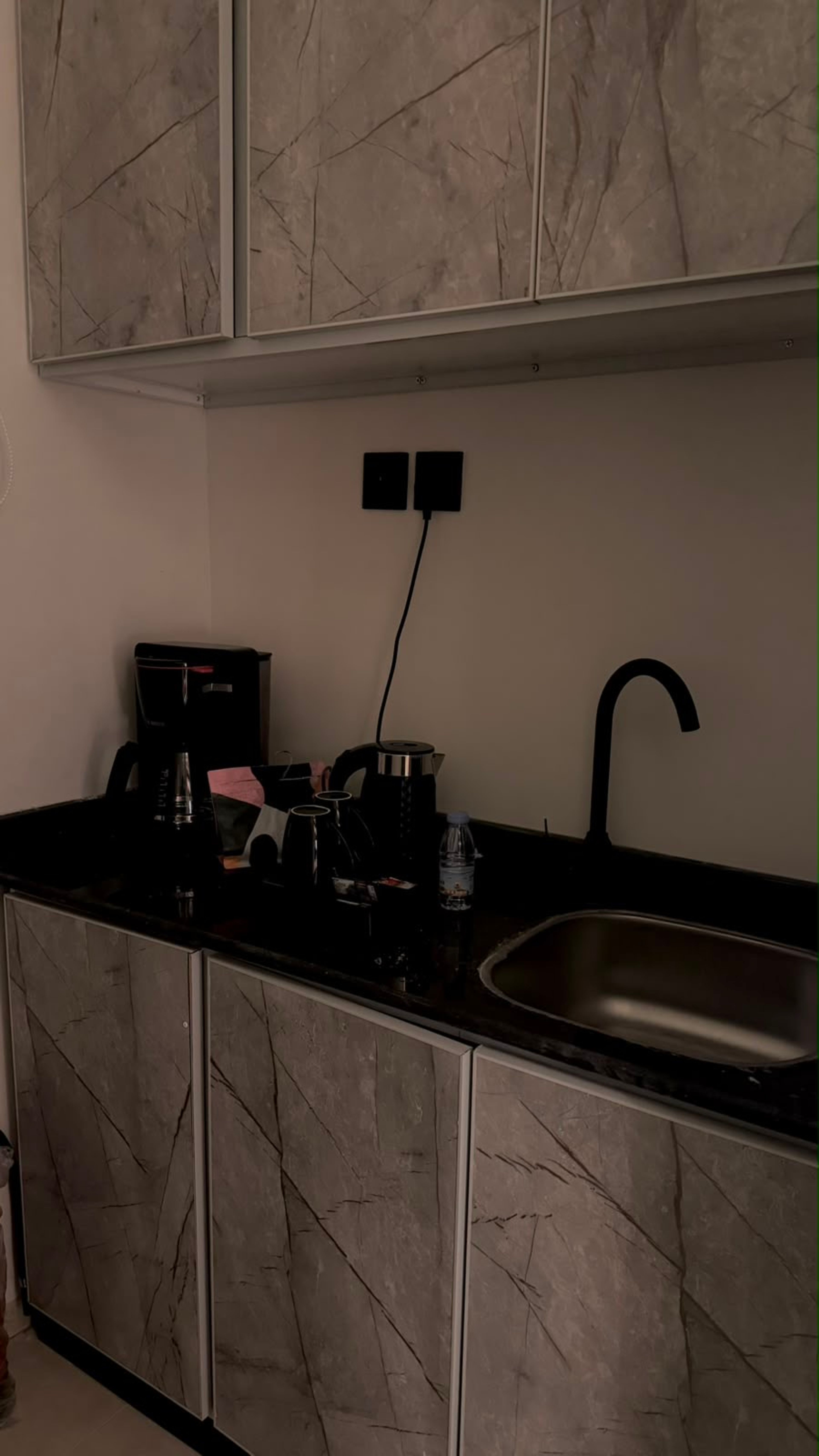 https://img.gathern.co/1024x0/1/E1aerxeWEEjjOxNQe5Yaicj-dE5msWXk.jpeg