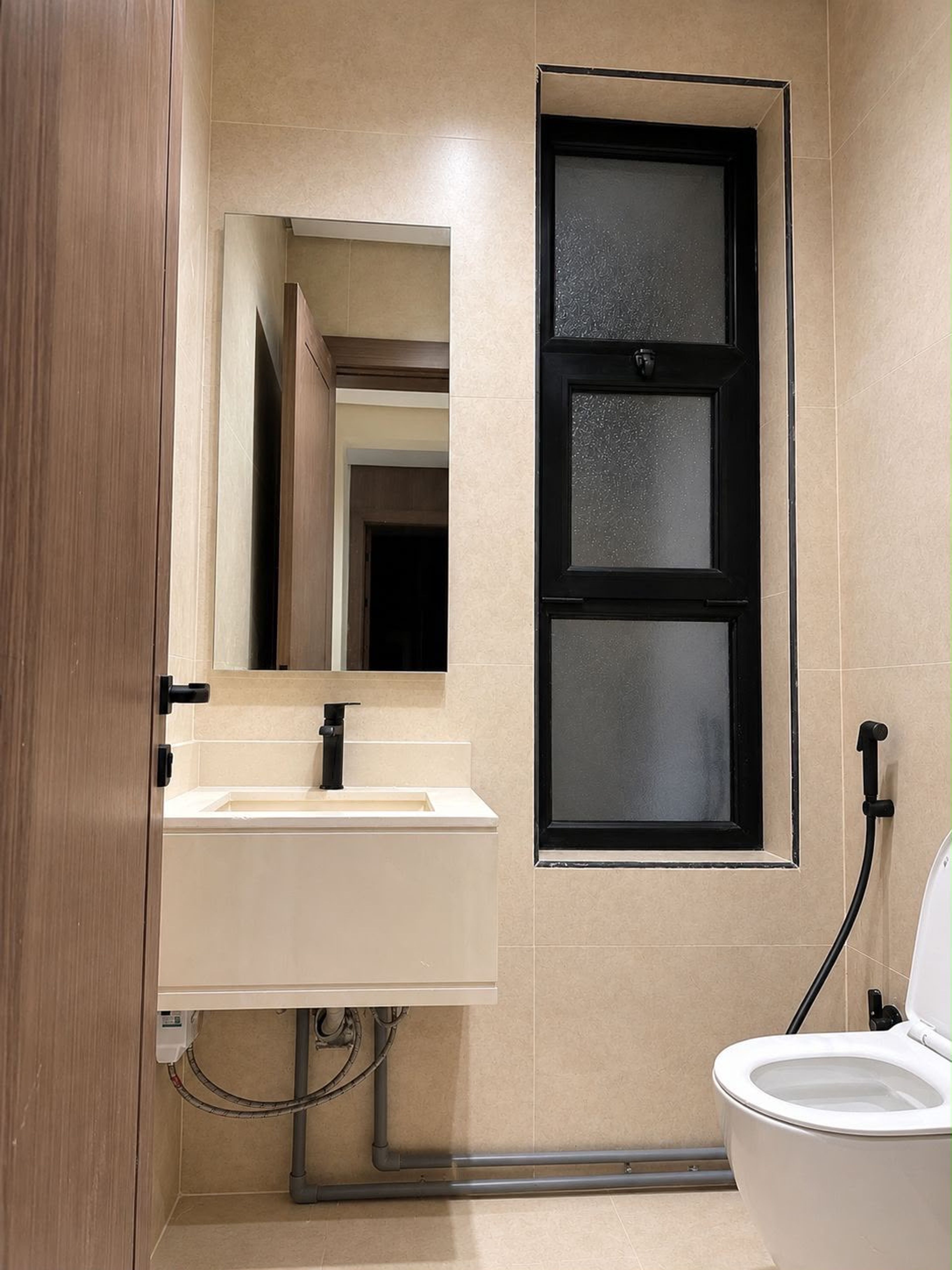 https://img.gathern.co/1024x0/1/E6c_Rx0pHo5xZnYCtrt0ZDDHpuUj-scW.jpeg
