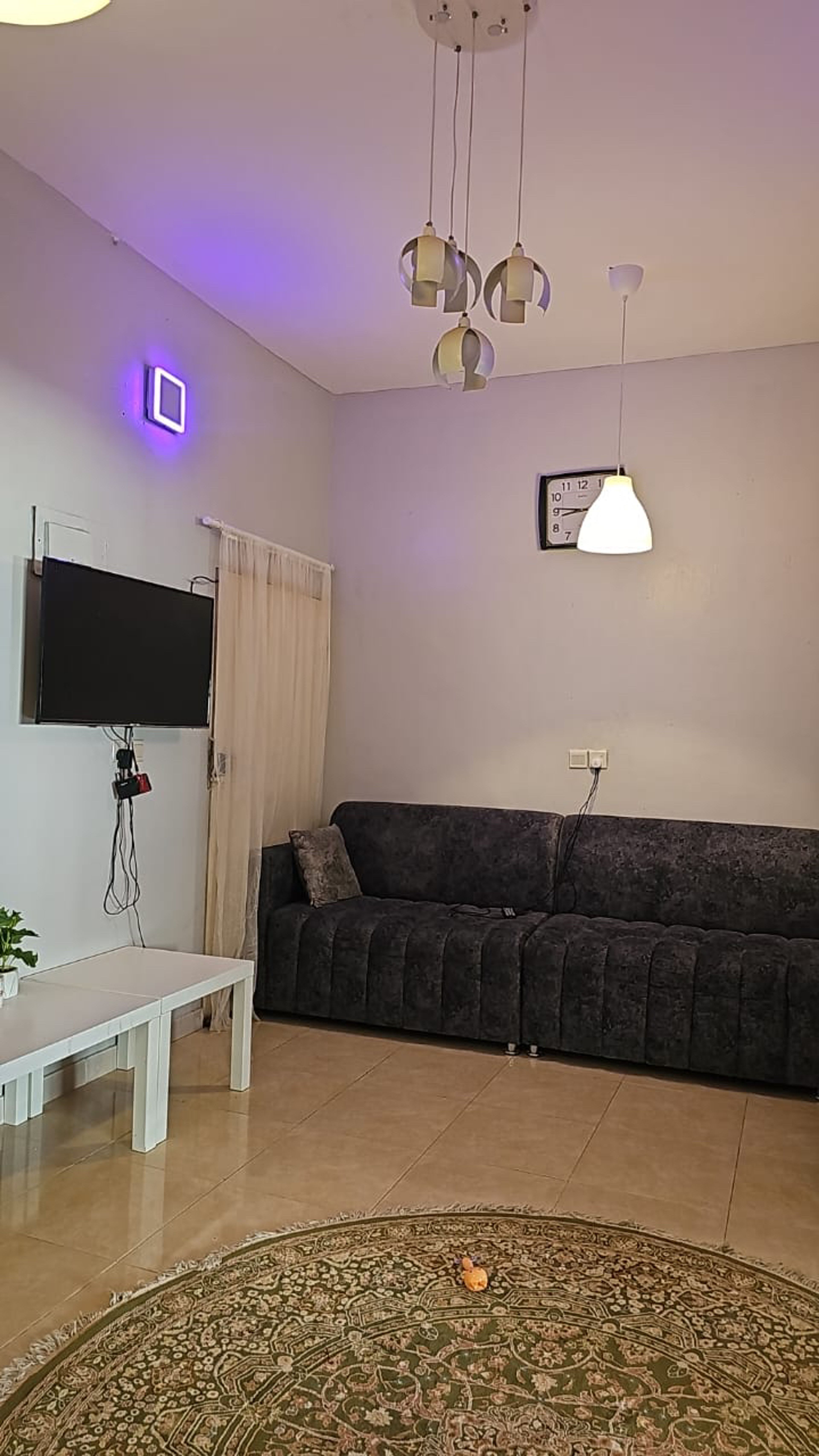 https://img.gathern.co/1400x0/1/EOWIUgIC41dIqSoogLBE5jAIa1DjnUE3.jpg