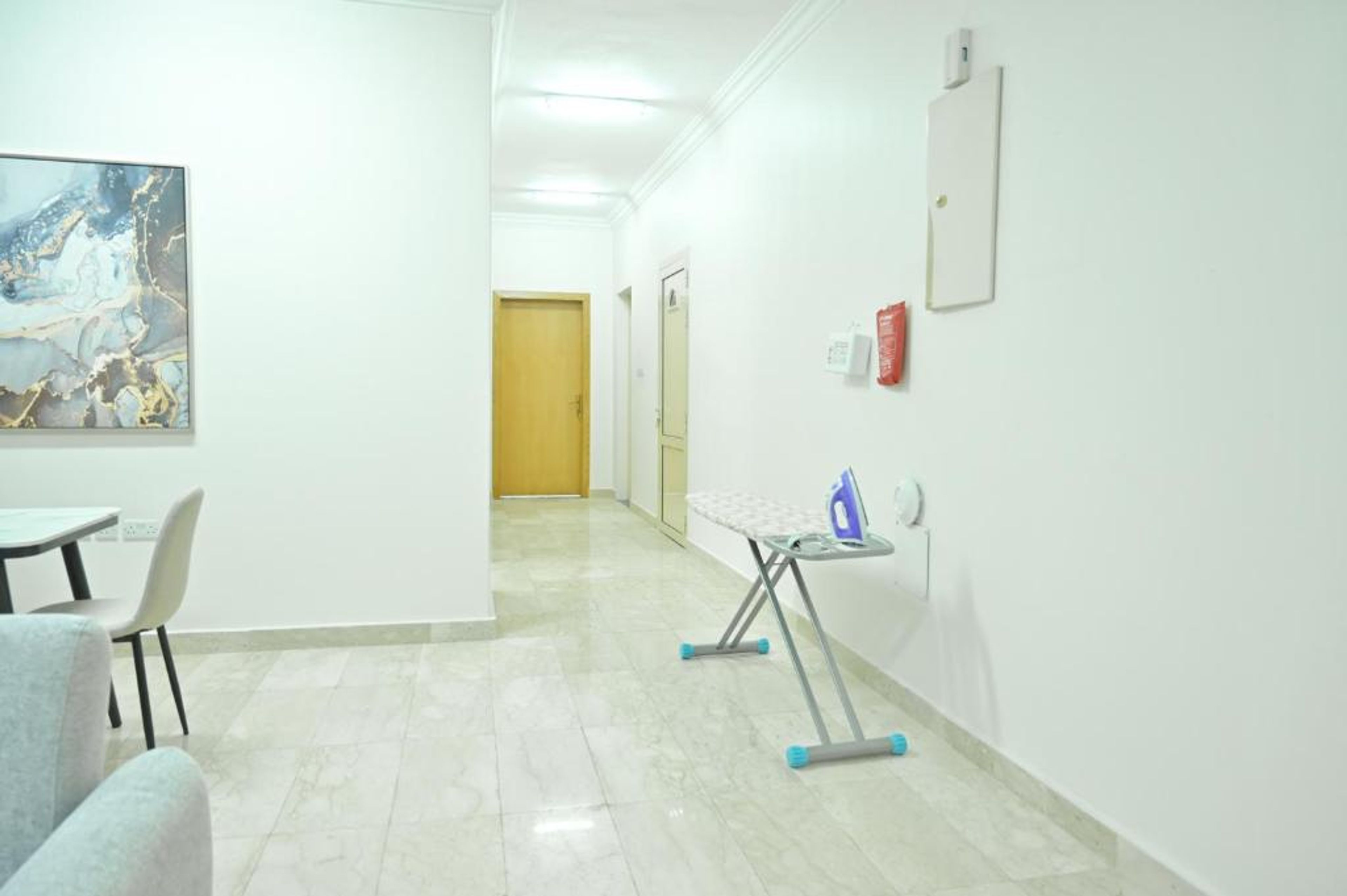 https://img.gathern.co/1400x0/1/FMNRHj5Dp62tFMglZaXQxJ5STixLGuLy.jpg