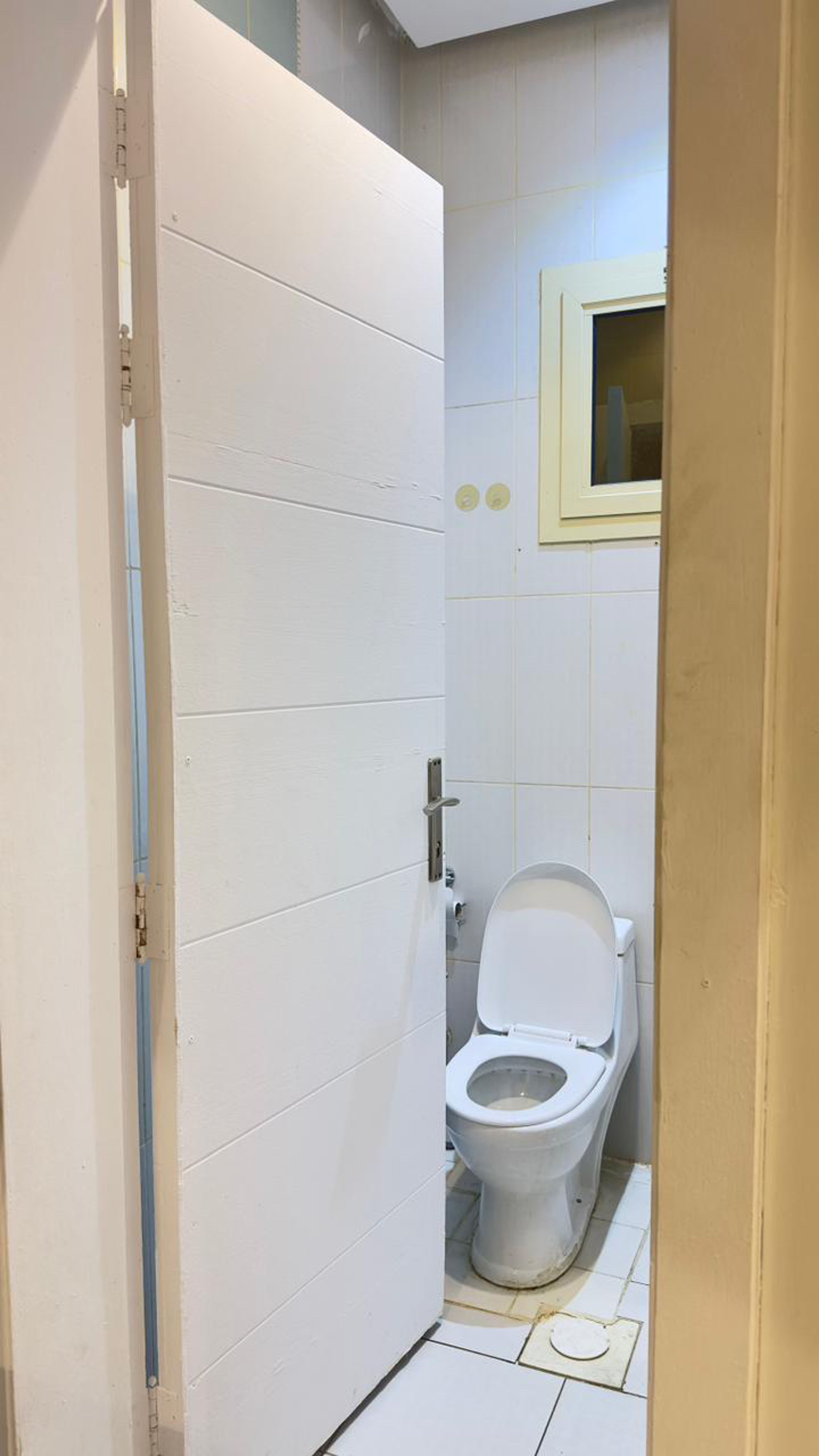 https://img.gathern.co/1400x0/1/FqBxnAcBNs8e1giPMU411C5VkNYVjJKi.jpg