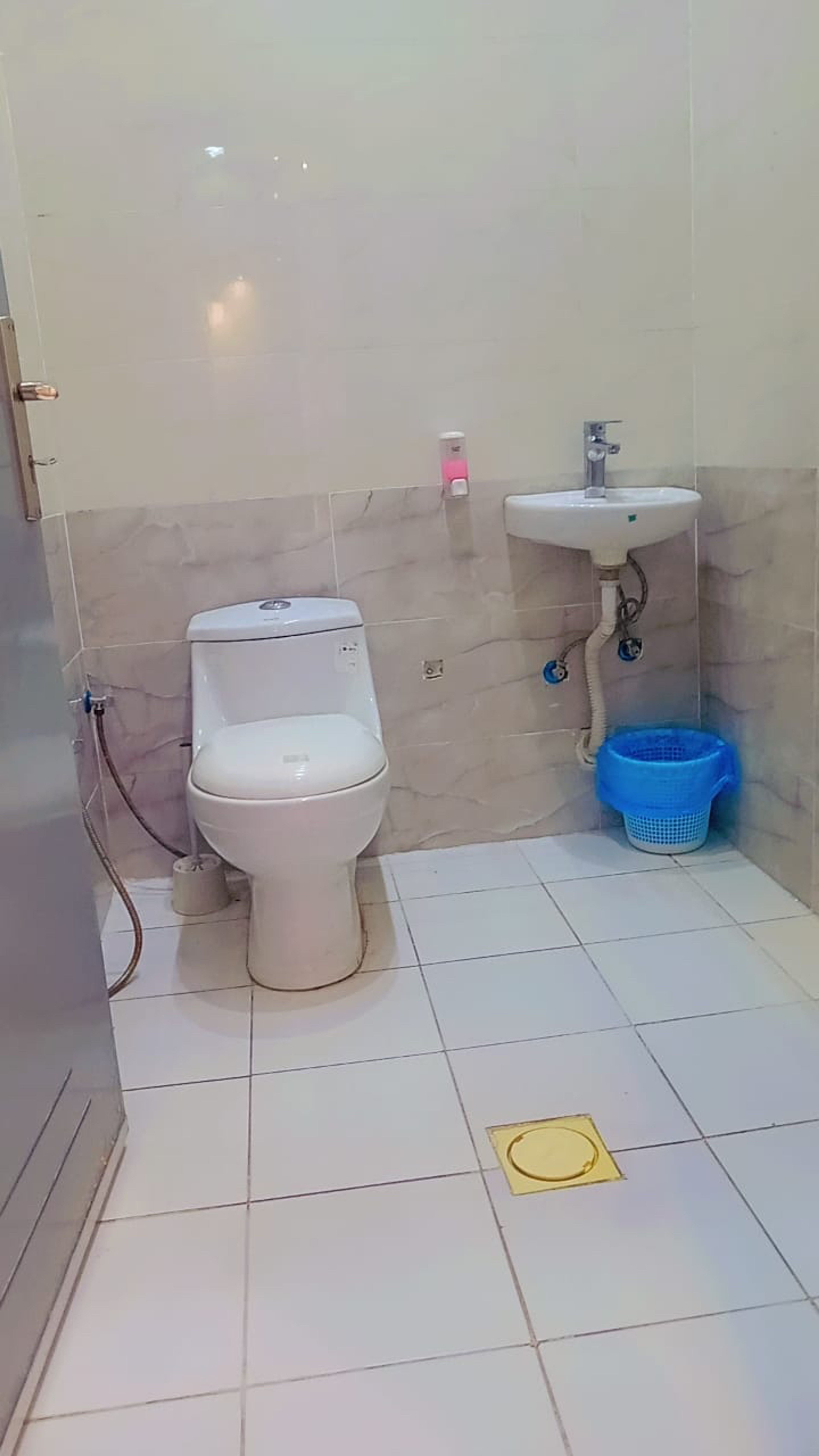 https://img.gathern.co/1024x0/1/GAWWxoTm1_aO5OtGRj7oG5S7iKgJZsUm.jpg