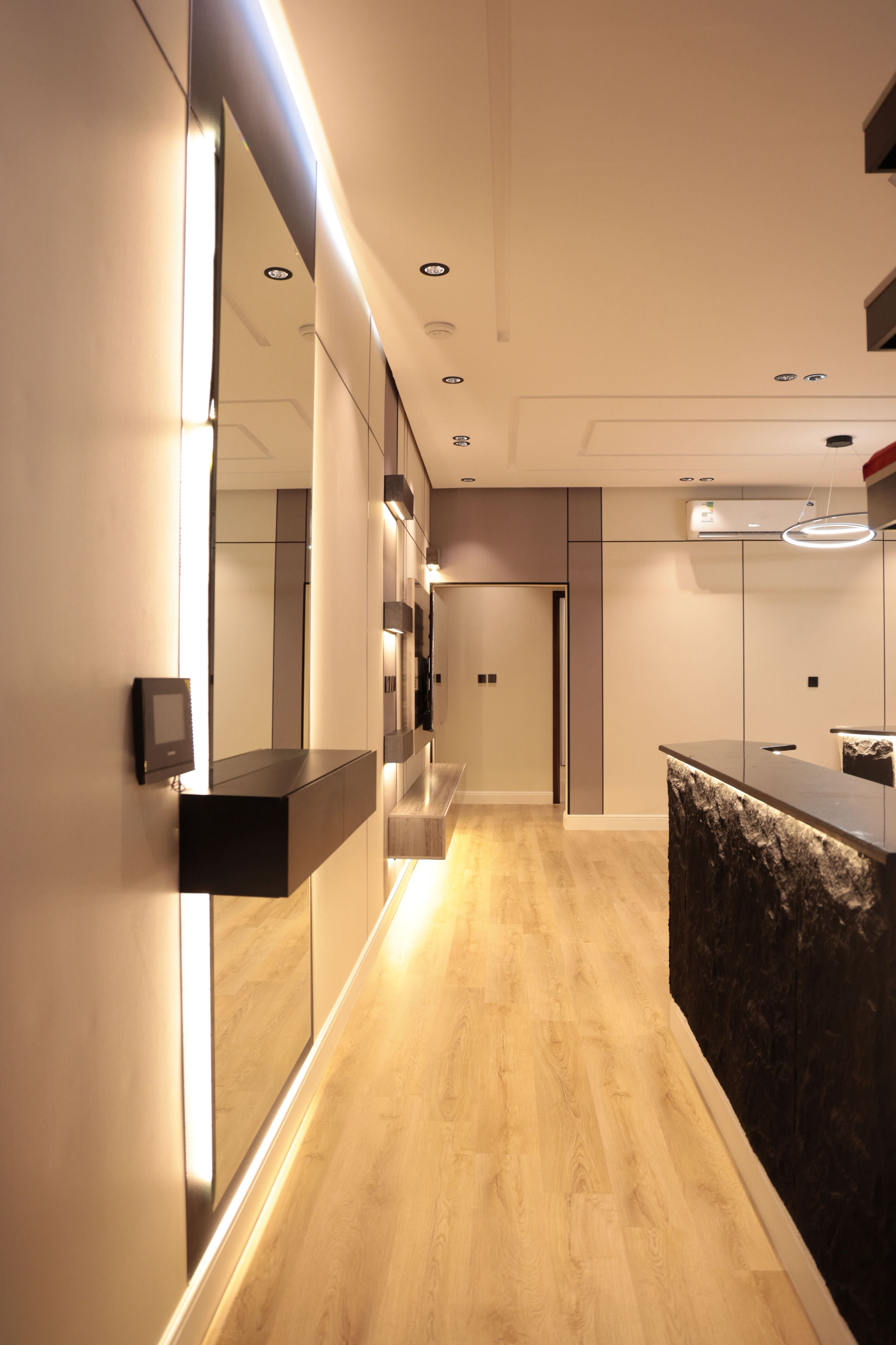https://img.gathern.co/1024x0/1/HLEfB79qNgEXK7BKUZT9Bs93tRPiOFMV.jpg