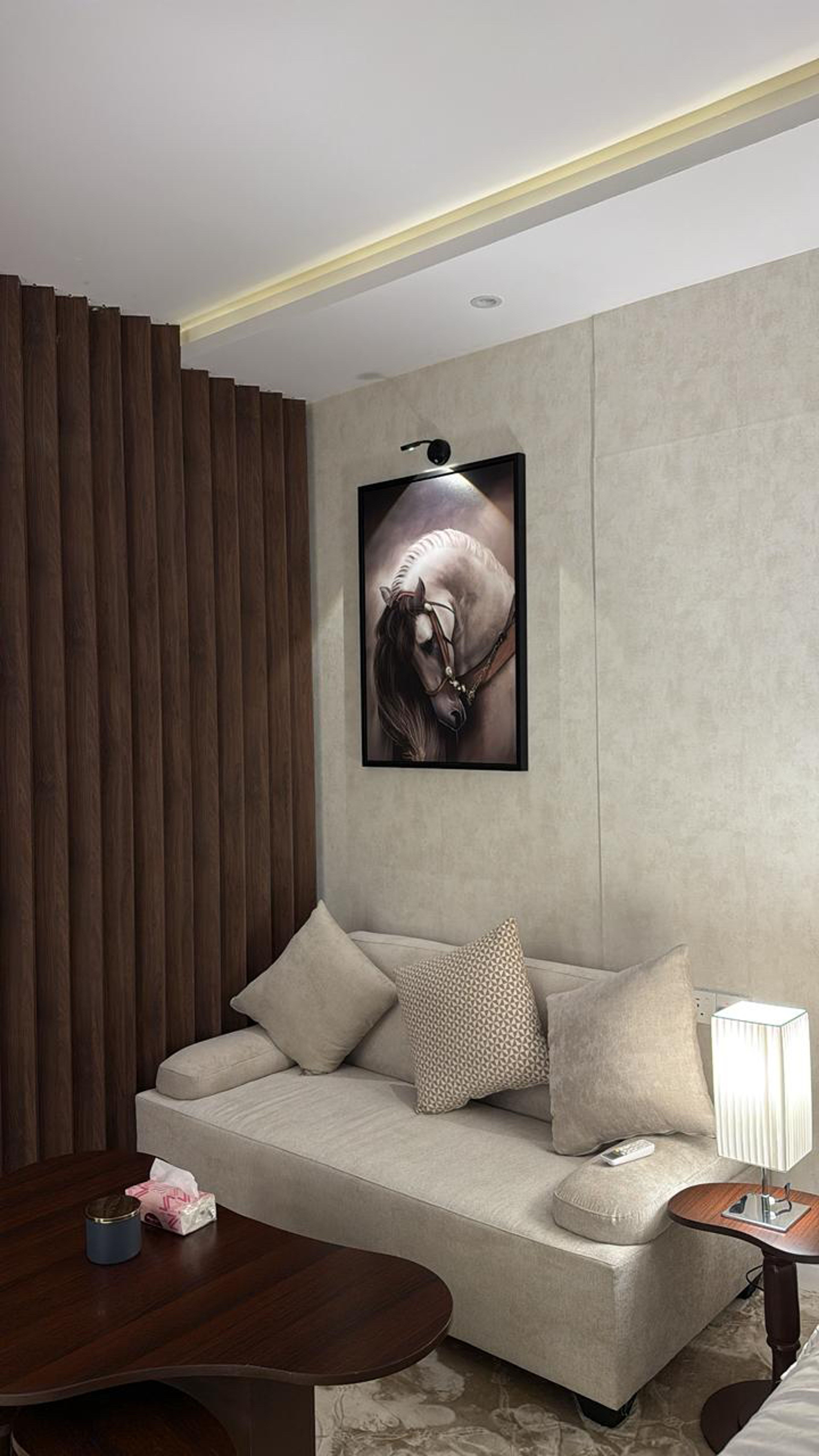https://img.gathern.co/1400x0/1/HfeI0yGPKZiYnCdH2Zi2y6aGCul6F4-E.jpg