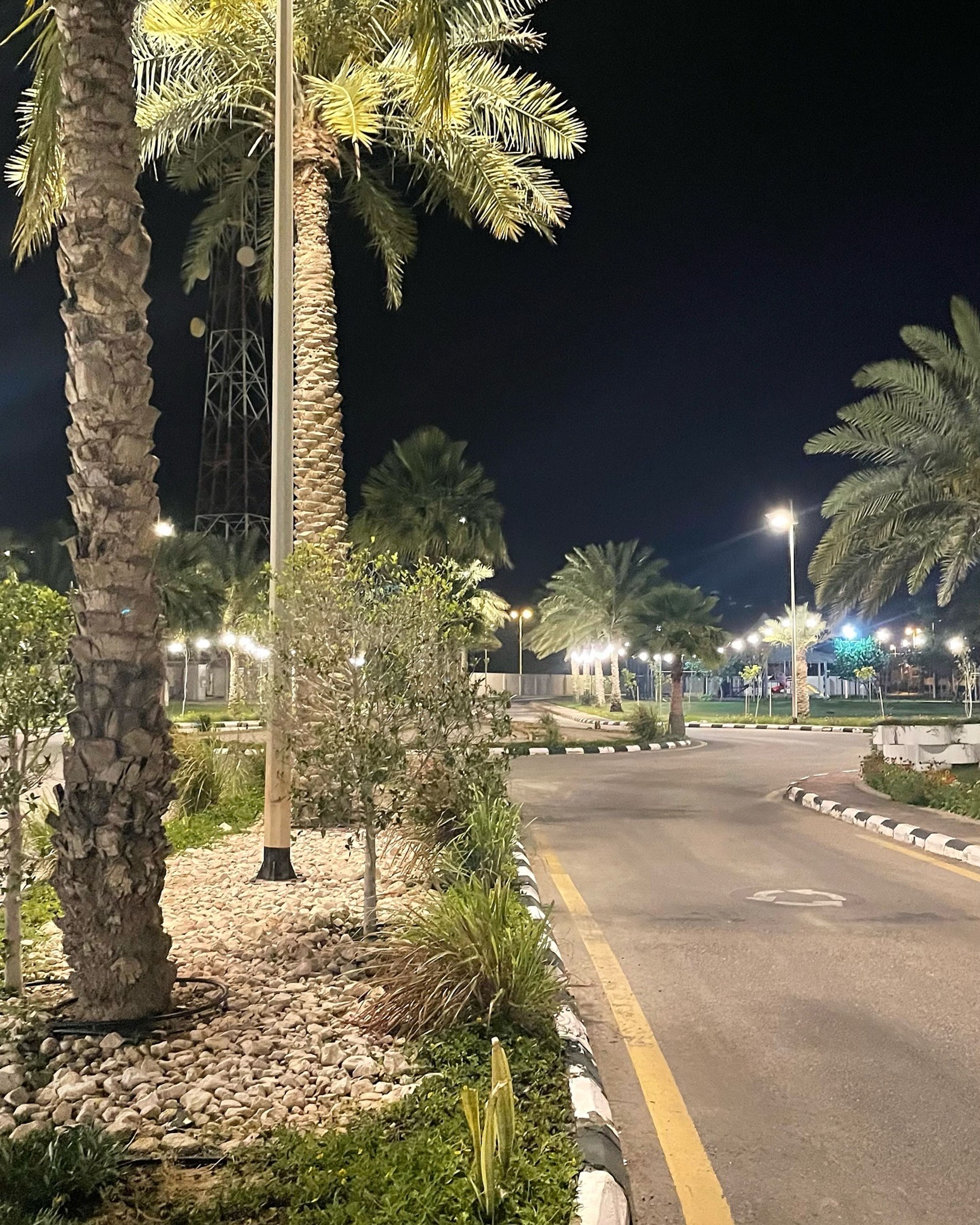 https://img.gathern.co/1400x0/1/IJFpPdG0wzJVaYcDCRsS_BpjbiZb-w_x.jpg