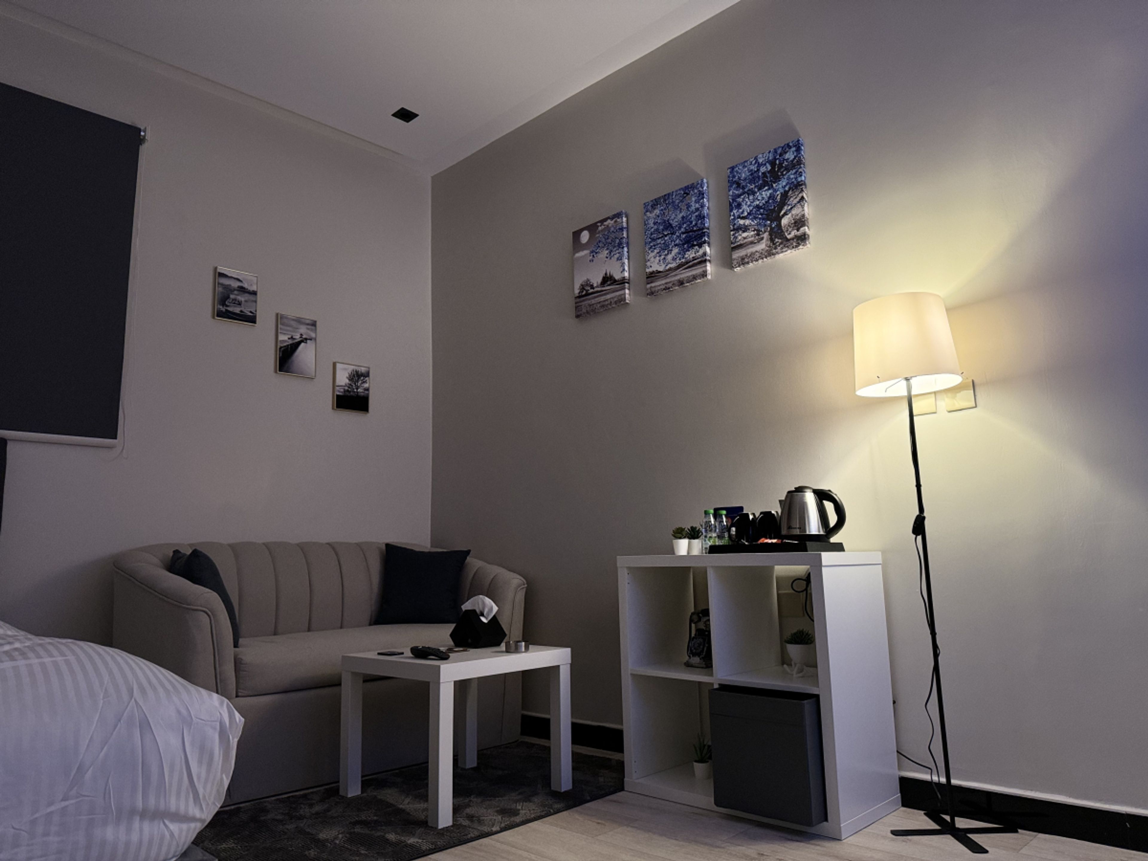 https://img.gathern.co/1400x0/1/IZQsN5Cqt6skS6HIEGVVMsaTMw0Eu6T6.jpg