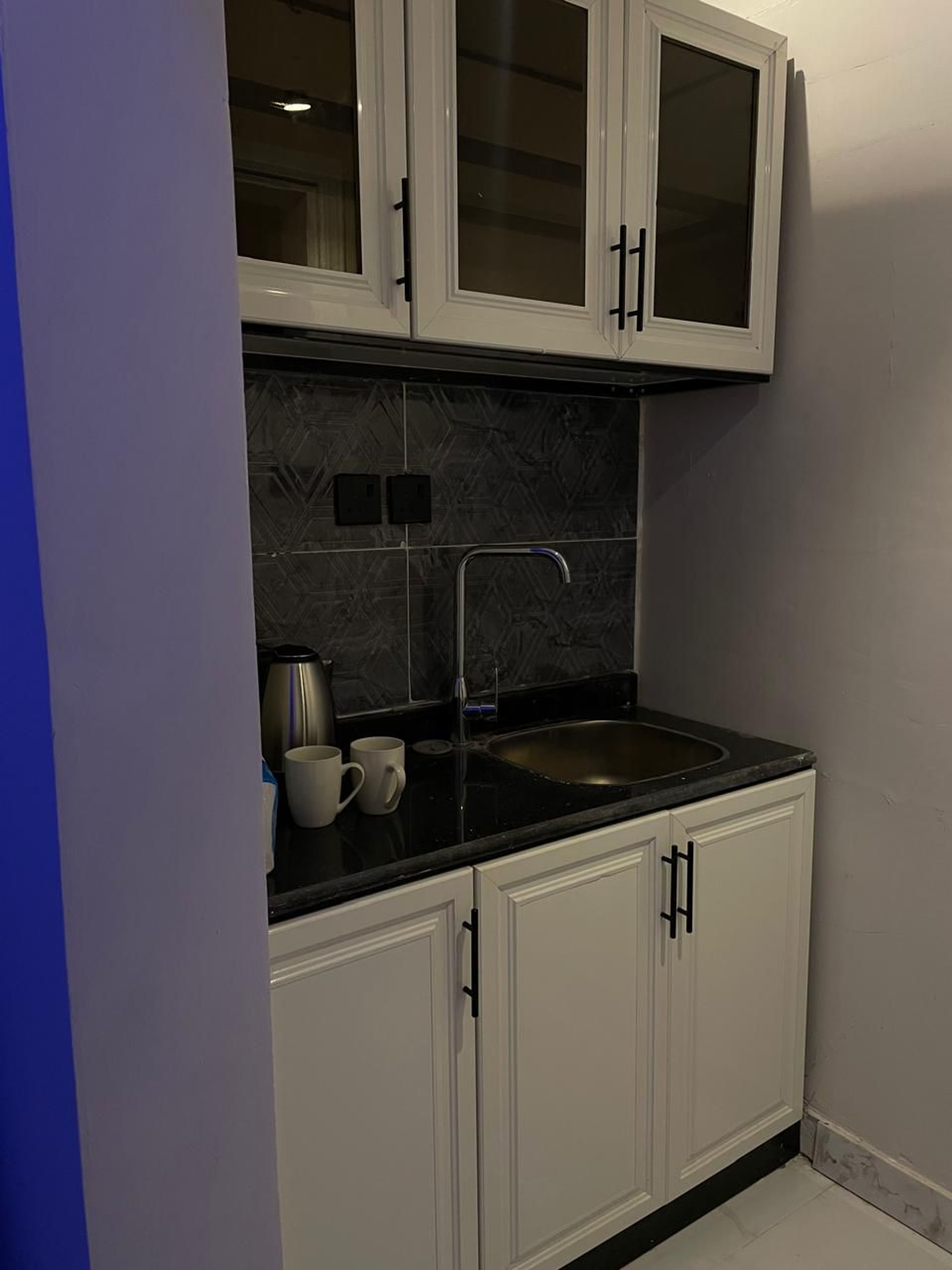 https://img.gathern.co/1400x0/1/If5gNSdTIQCBCSnb--dbJnOvoGEpeZOO.jpg