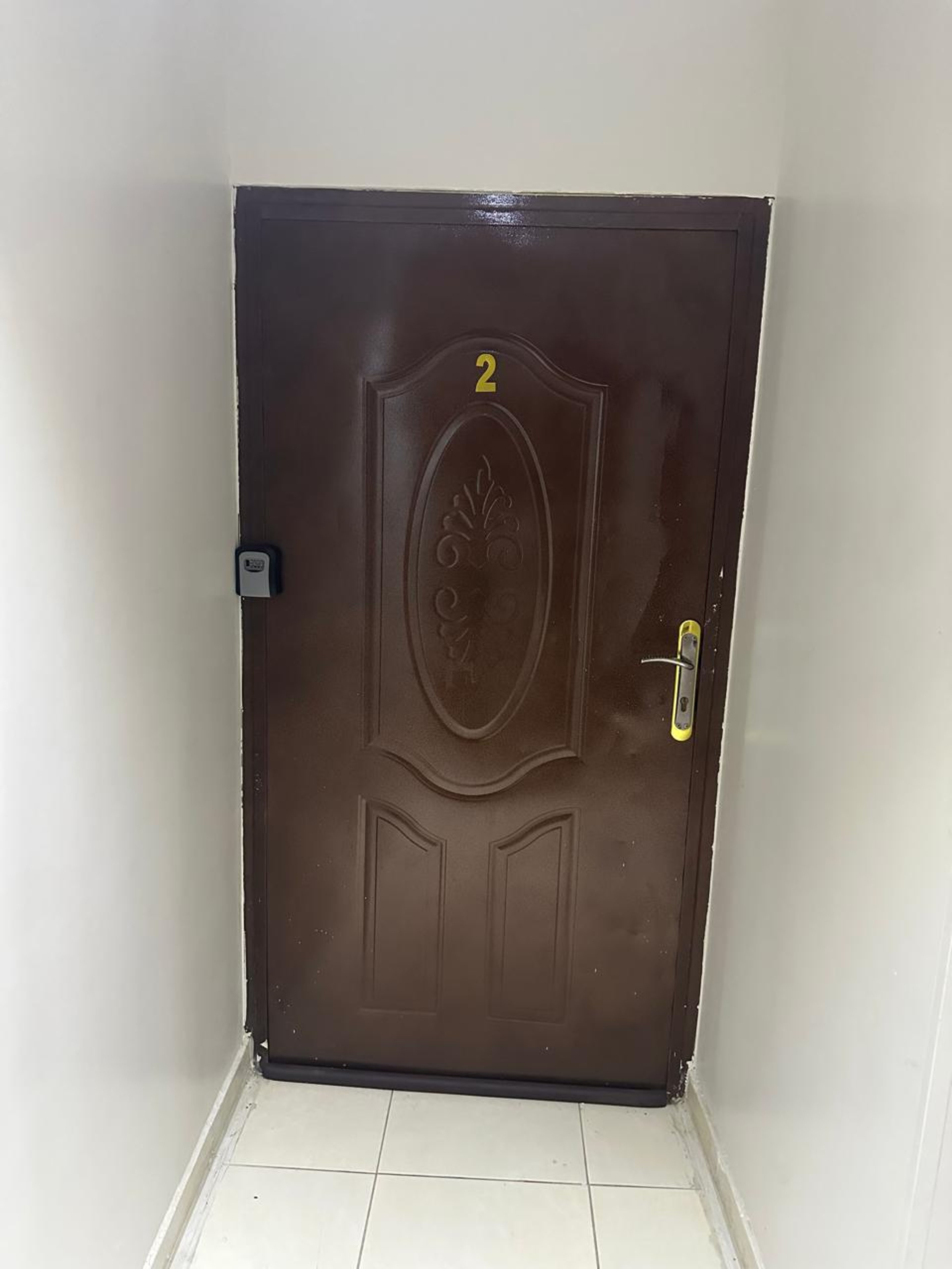 https://img.gathern.co/1400x0/1/IrZH02ZTFT0BkkkBjqKA0CXwh9R_BN7b.jpg