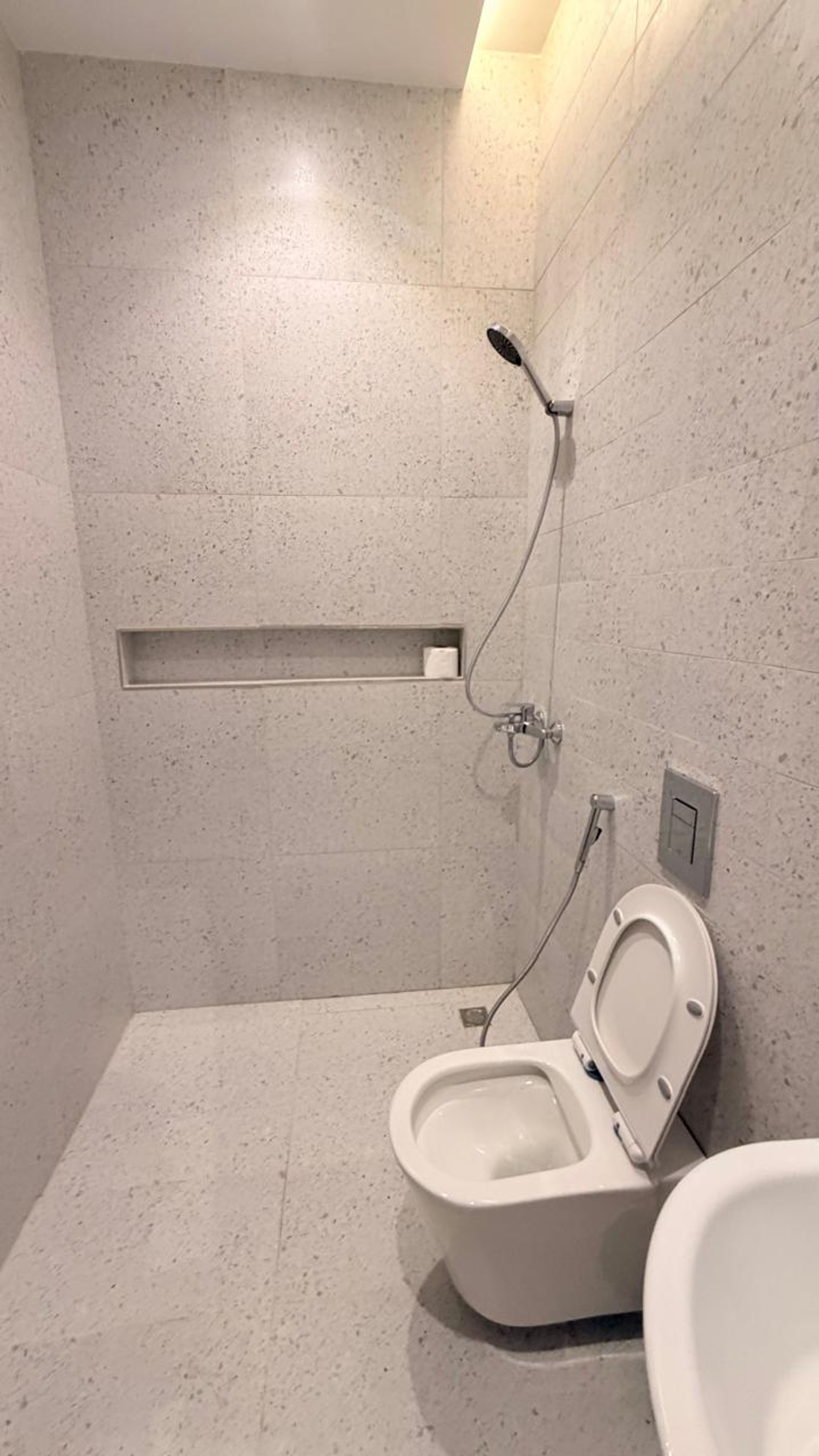 https://img.gathern.co/1400x0/1/J1FVKVUwYIPNq7jlDpfqRa0xZrEJp_2Z.jpeg