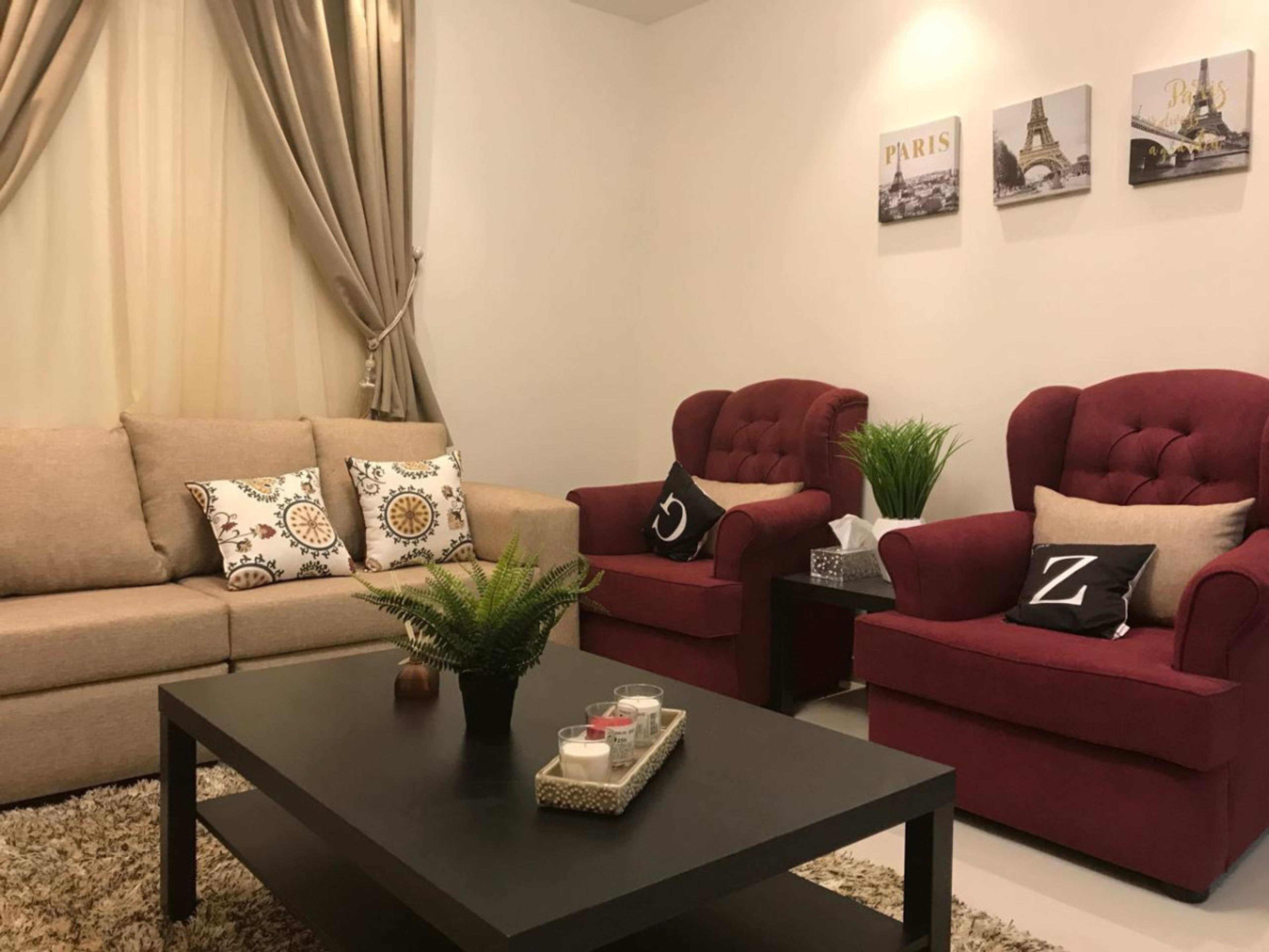 https://img.gathern.co/1400x0/1/JIN9qd25tmiPthIye9IhceRm9LWyFObL.jpg