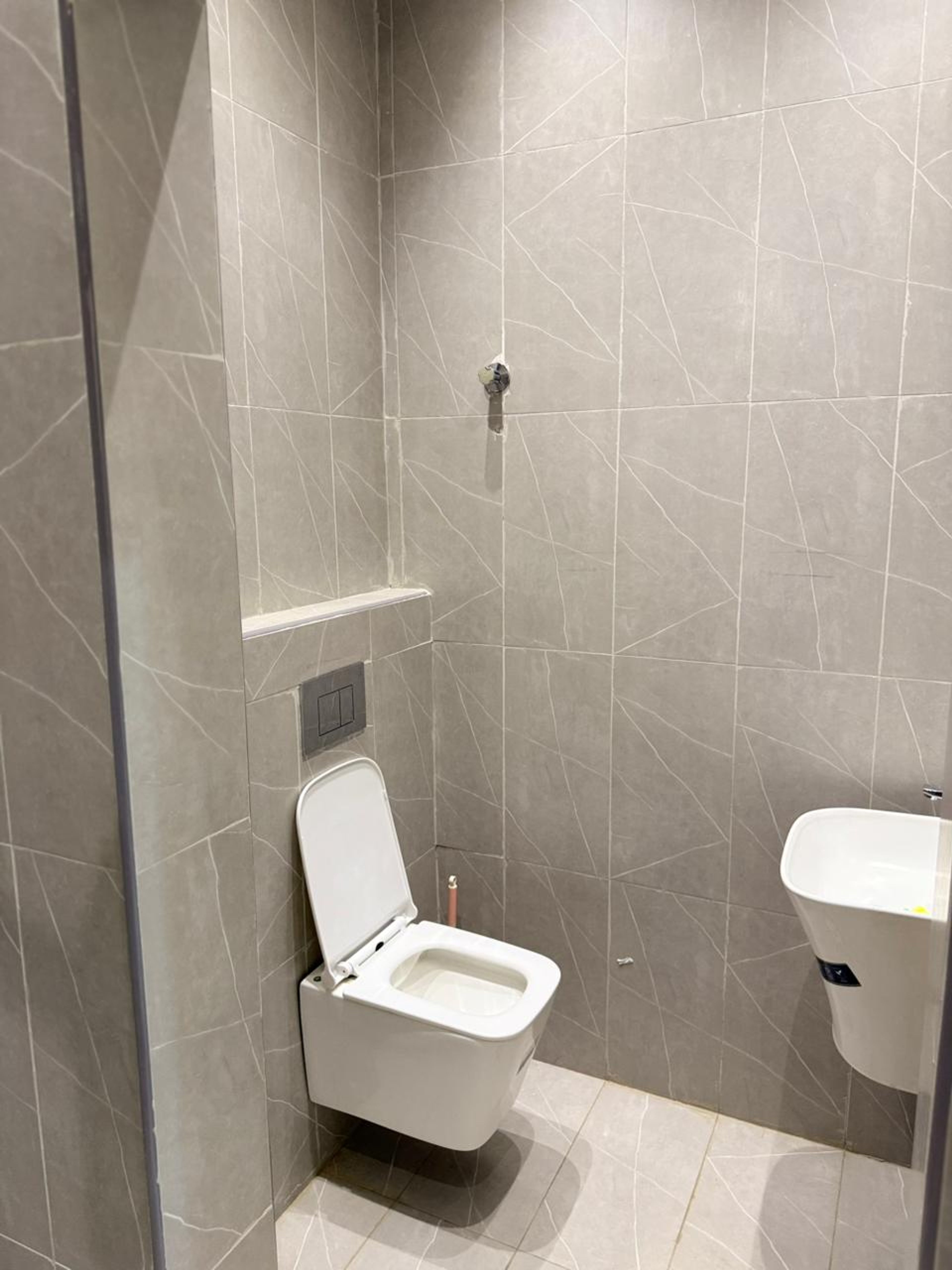 https://img.gathern.co/1400x0/1/Ja1MxiN-WfW7Y3hW1bF49CVF6WM9h1ff.jpeg