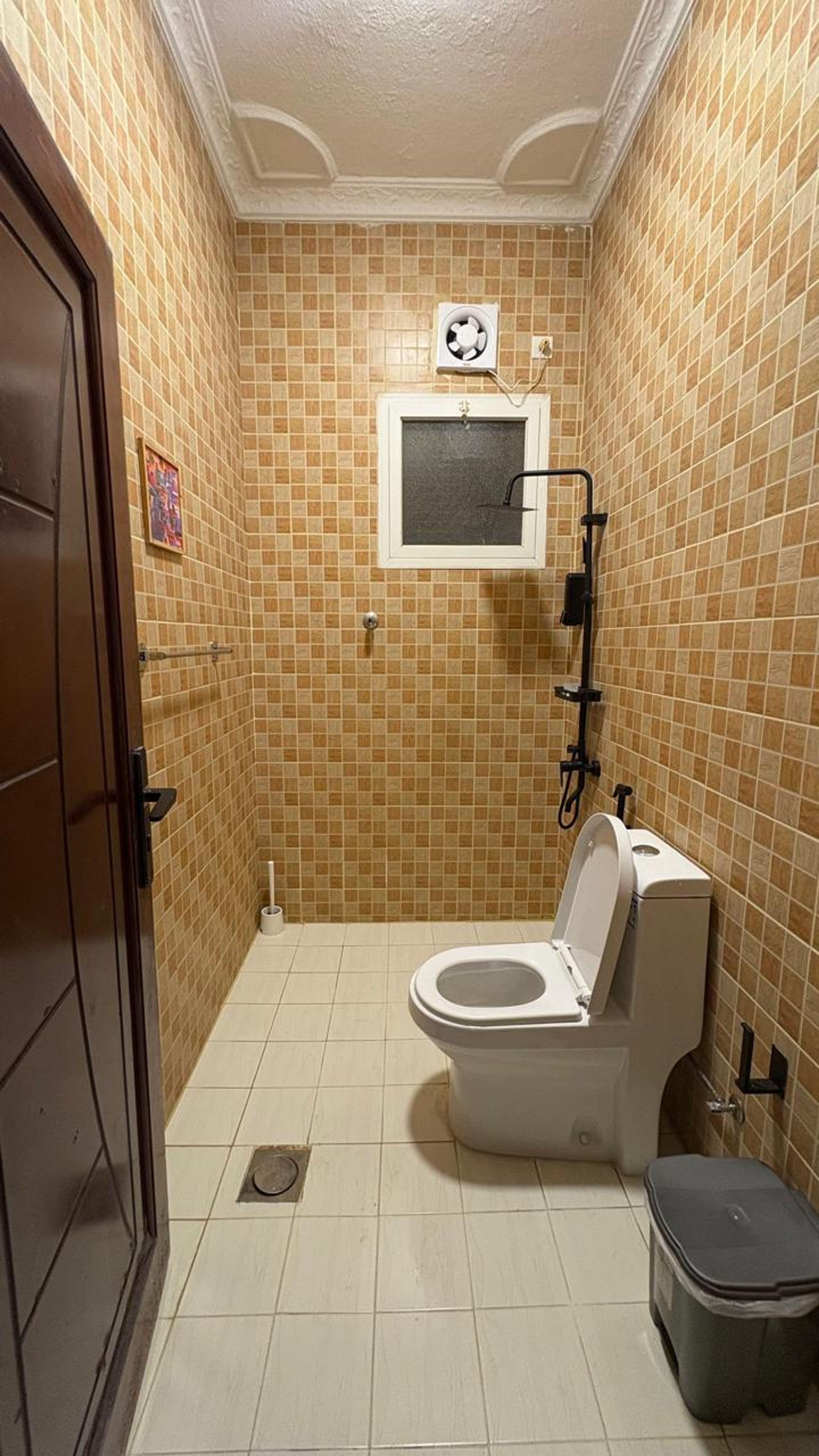 https://img.gathern.co/1400x0/1/Jvt7JWe_SVfqZdXPz6jlCdDvzXEjyp3m.jpeg