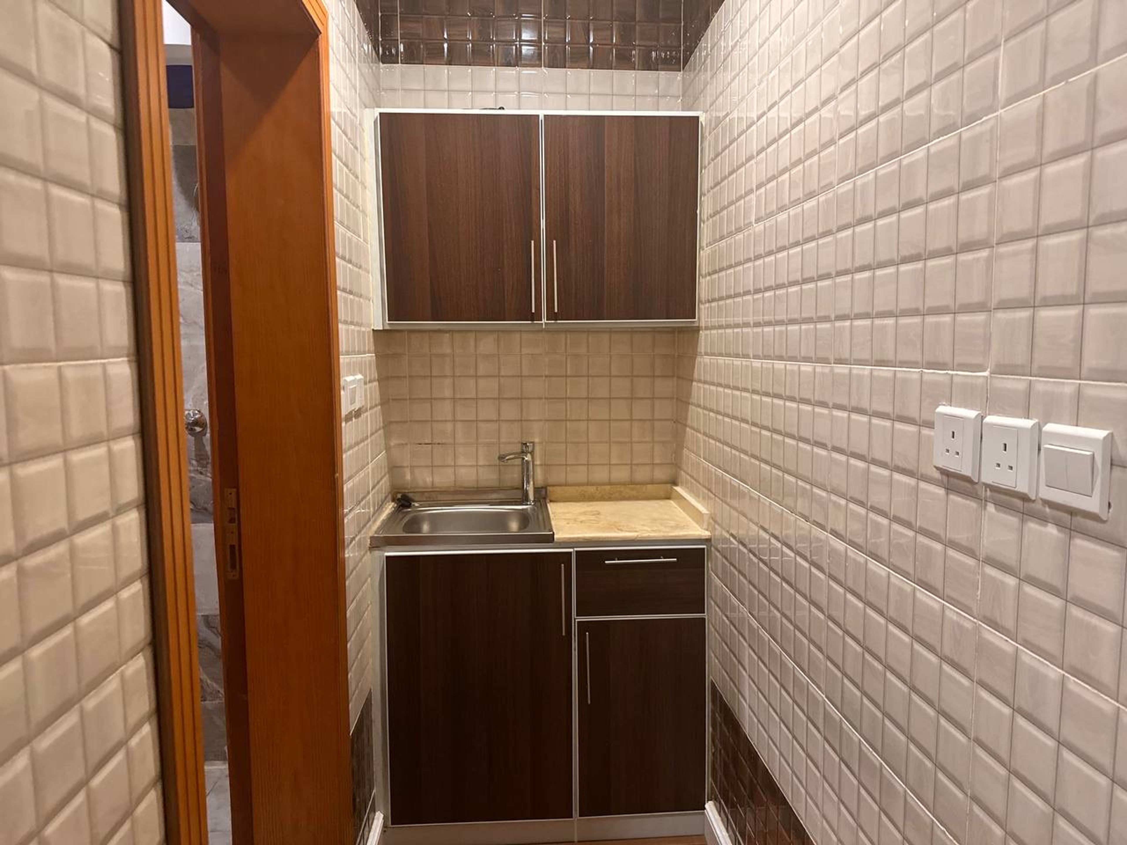 https://img.gathern.co/1400x0/1/K9-CqQf7jWeDQYYwbOgfrljuA3iKU1-M.jpeg