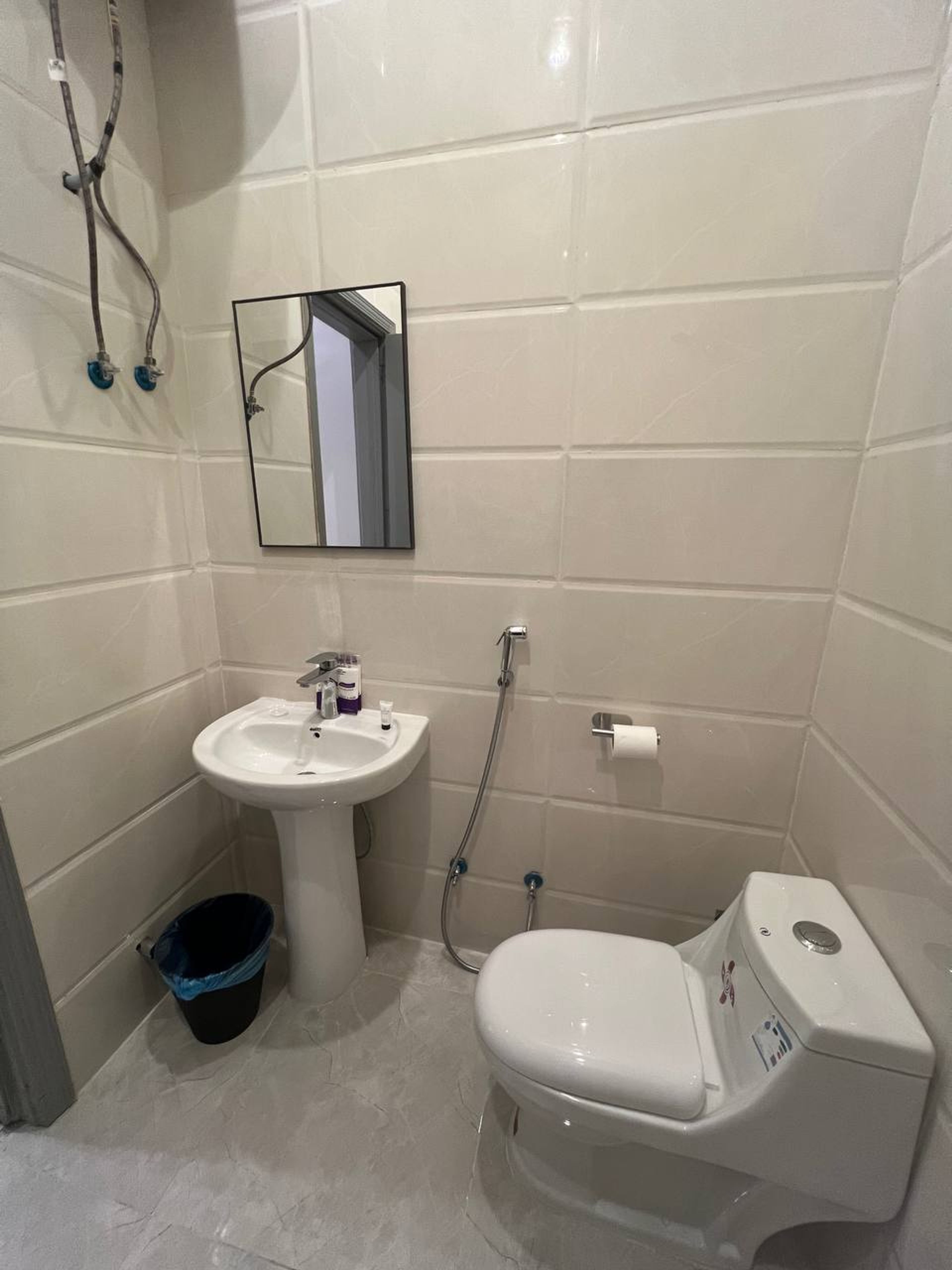 https://img.gathern.co/1400x0/1/L3s4vZArx0j1PxL2jm8R06Wh67Ncpqpf.jpg