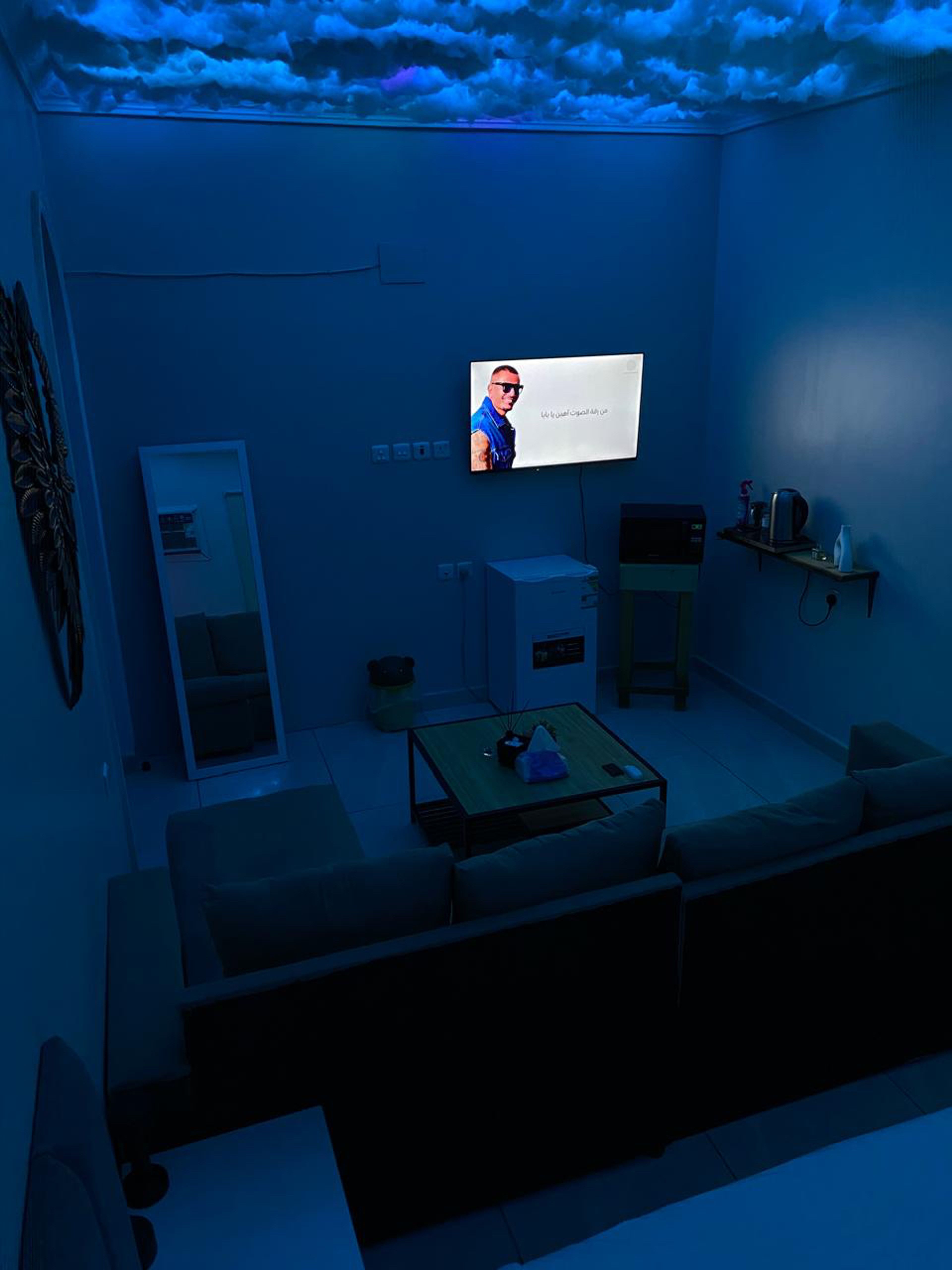 https://img.gathern.co/1400x0/1/Lhcuw8lBUtICYtih8kXkQeFXOomIJ2Z3.jpg
