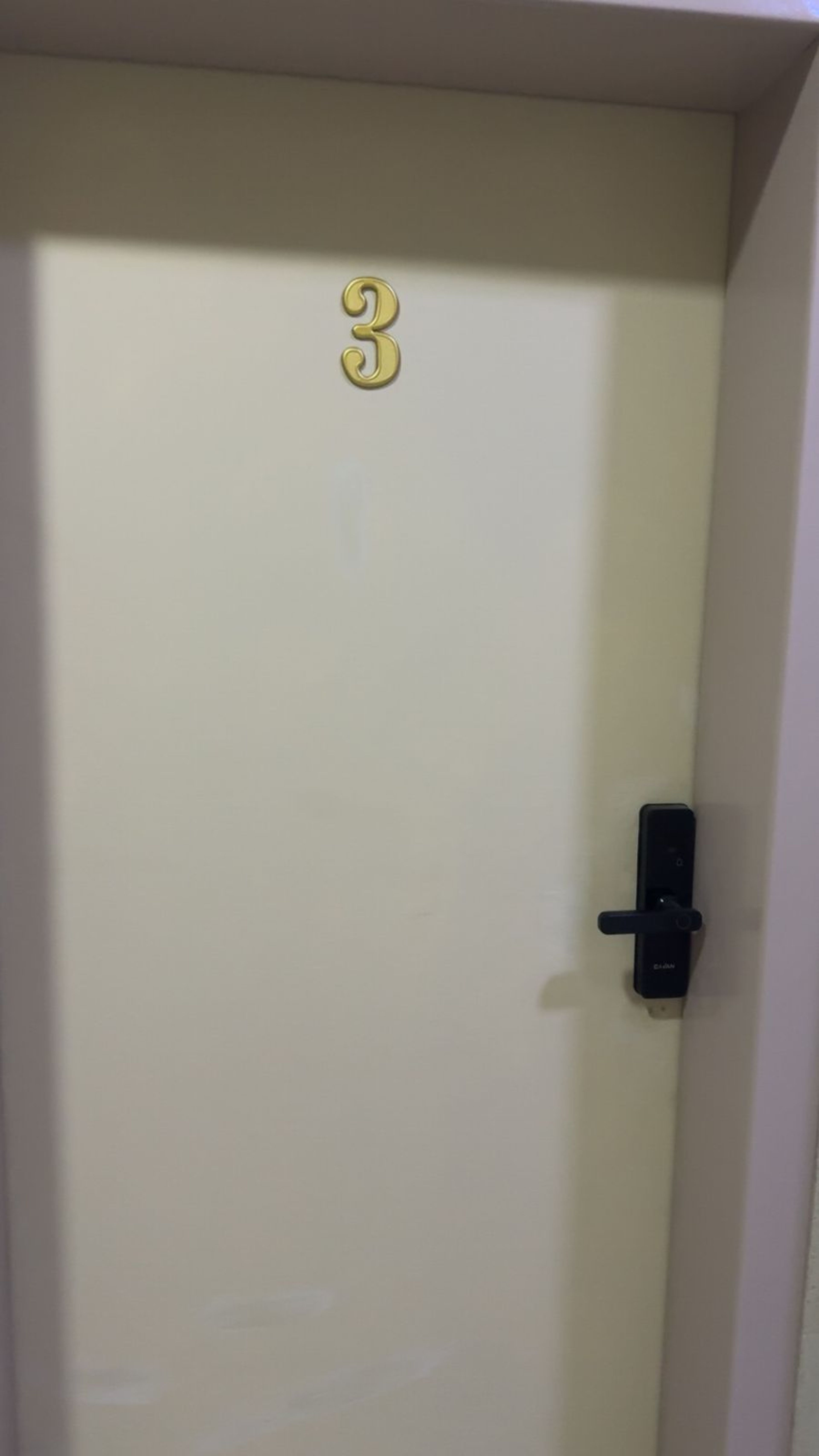 https://img.gathern.co/1400x0/1/Lkn_K9g8Z86sigbm-ckZY_iYaI4Ki4P4.jpeg
