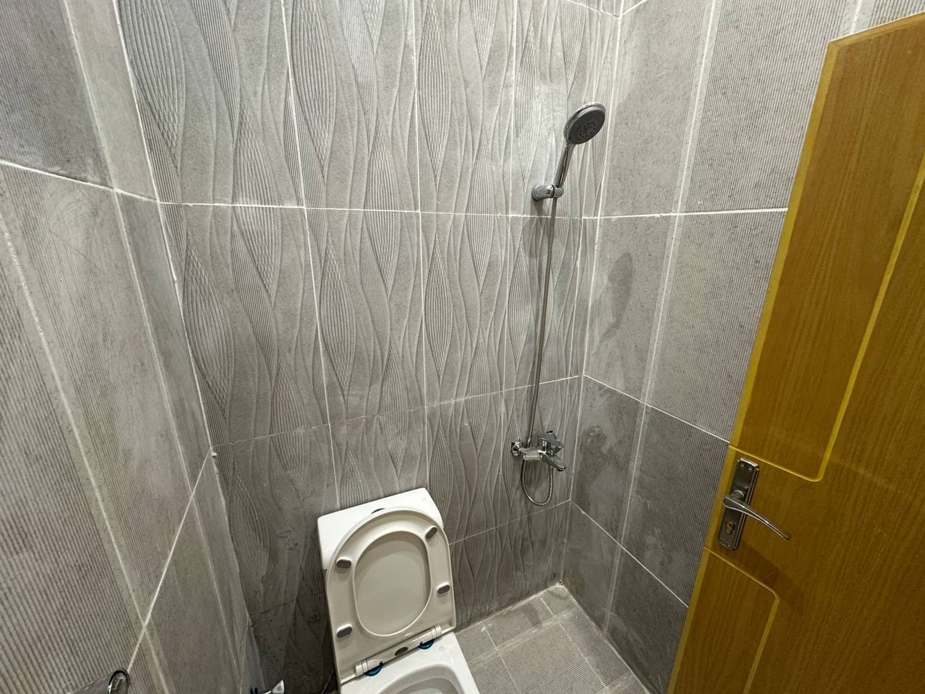 https://img.gathern.co/1024x0/1/MGXoSIv5nLGsyEUqx0XWL02Xh8Ct9s8i.jpeg