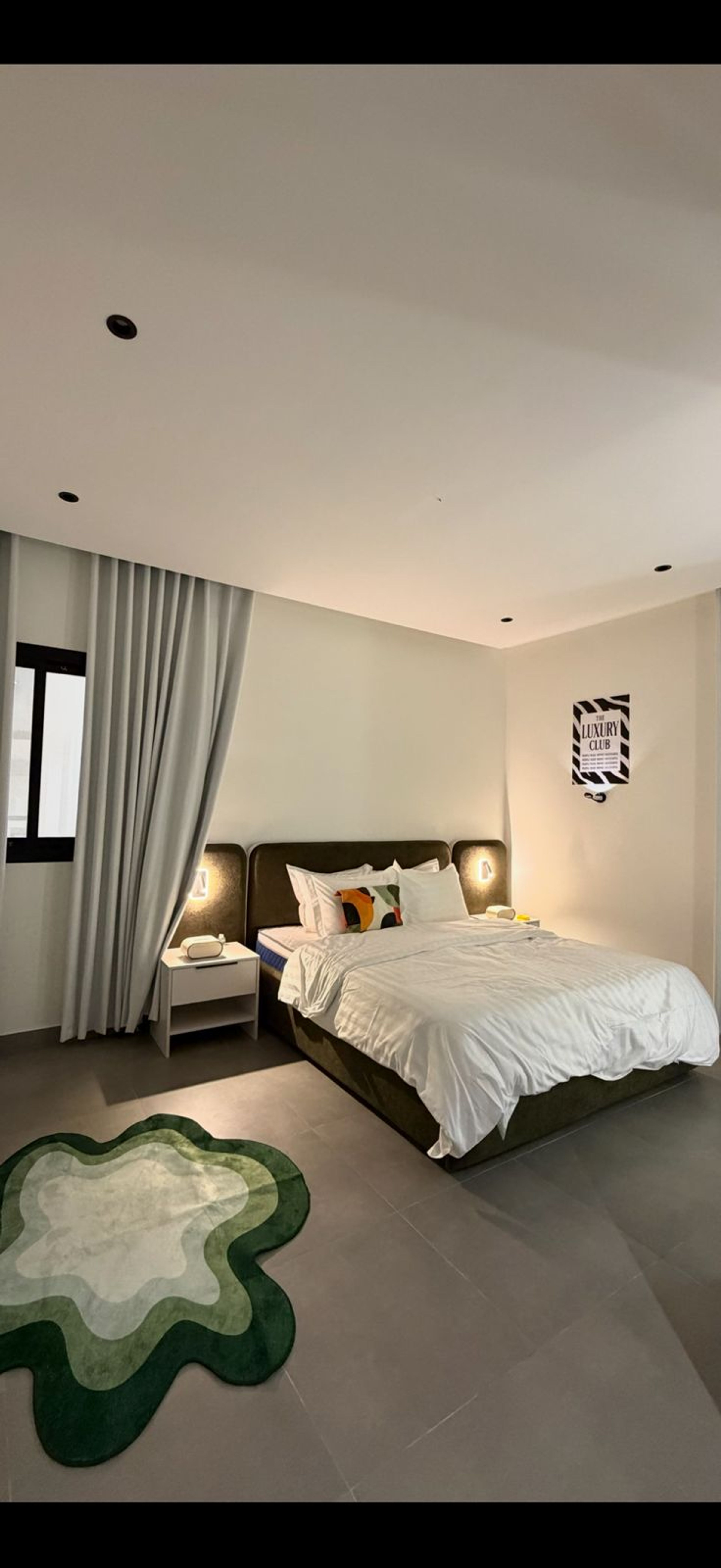 https://img.gathern.co/1400x0/1/MHHFPstFIF_YzQsCcEW505SzD2uq0SYS.jpeg