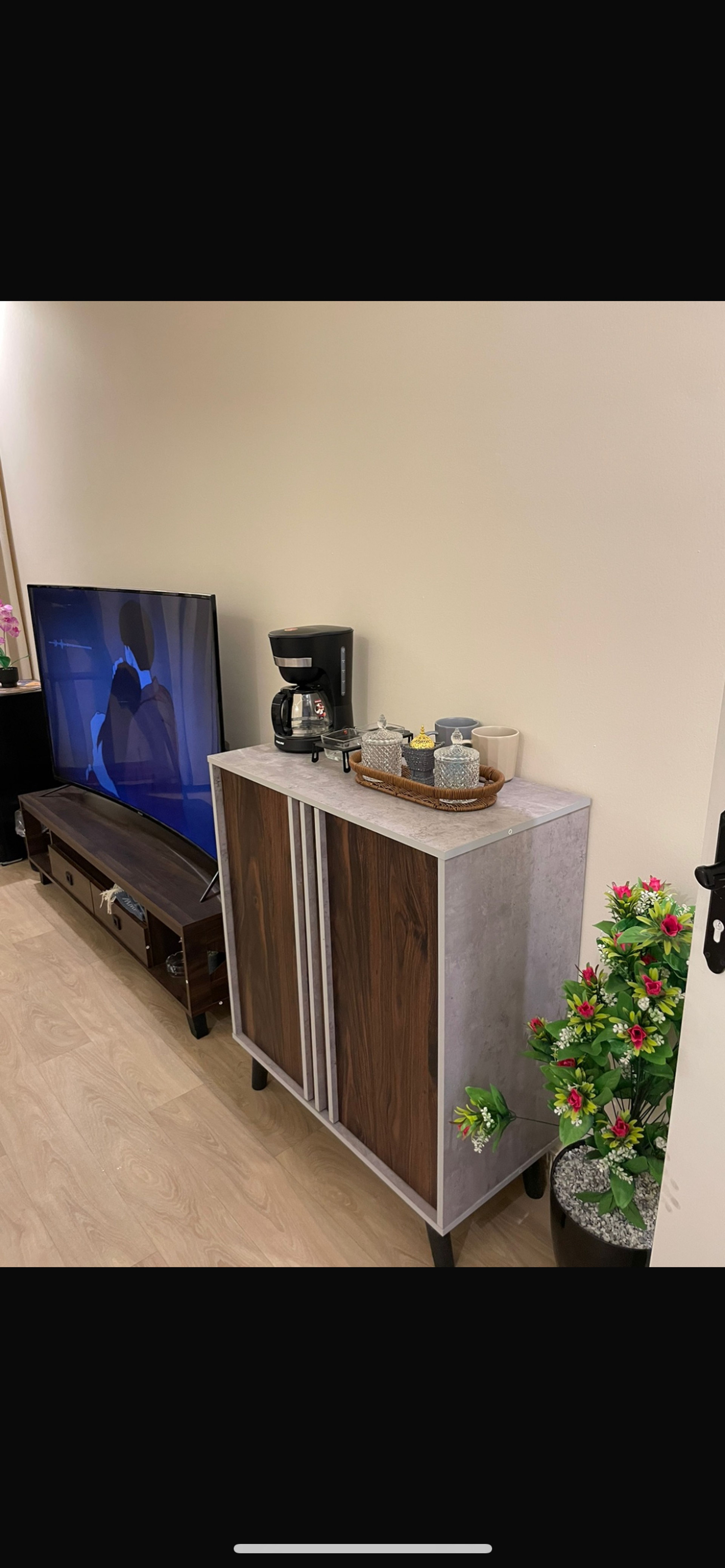 https://img.gathern.co/1400x0/1/MVQ_PNdiDFJmQLs-npNoiJKIzwHVADWd.jpg