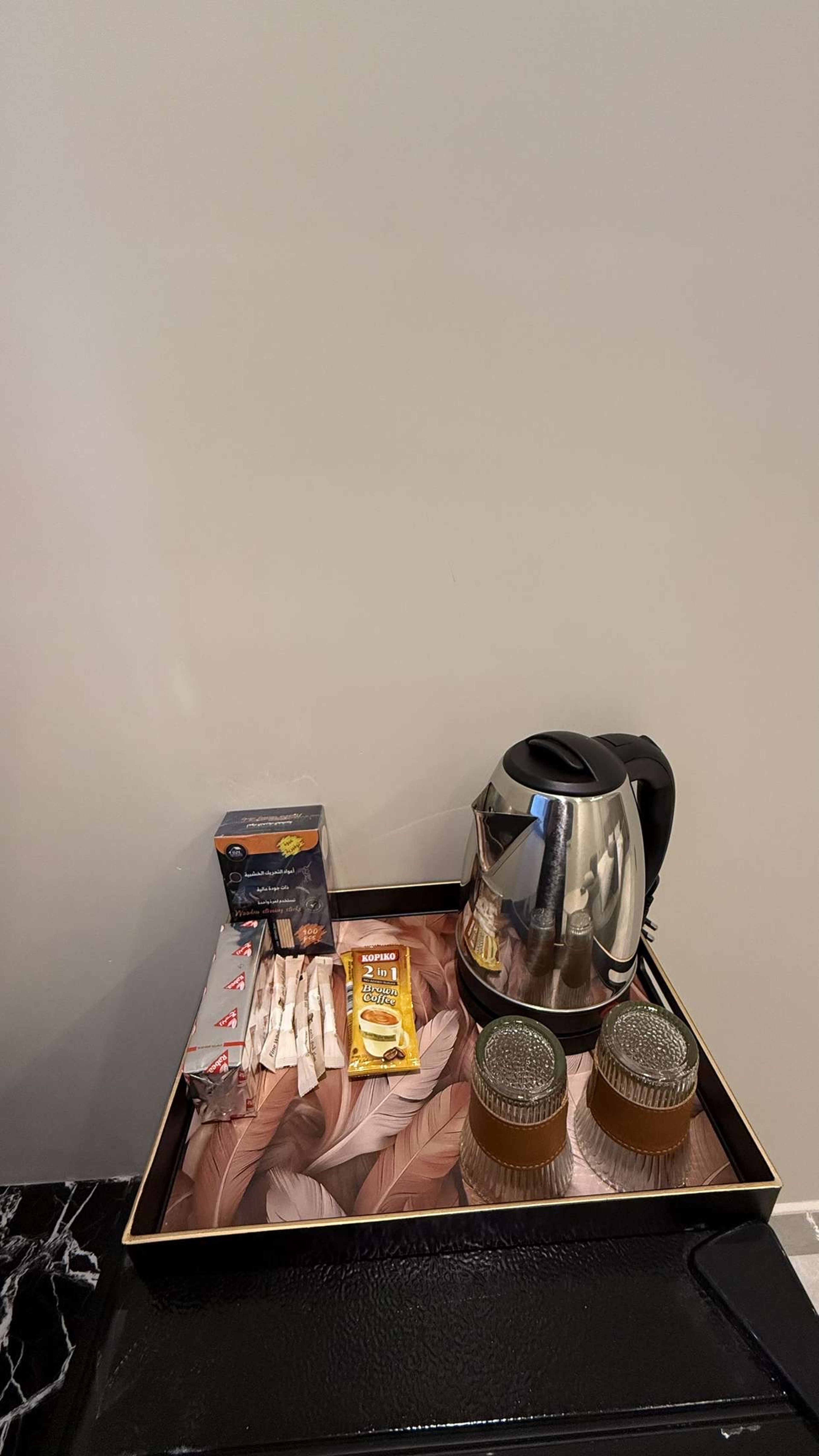 https://img.gathern.co/1400x0/1/MerHAr6Gp8XNFX-PIIrieKKWHR0Bbvh3.jpg