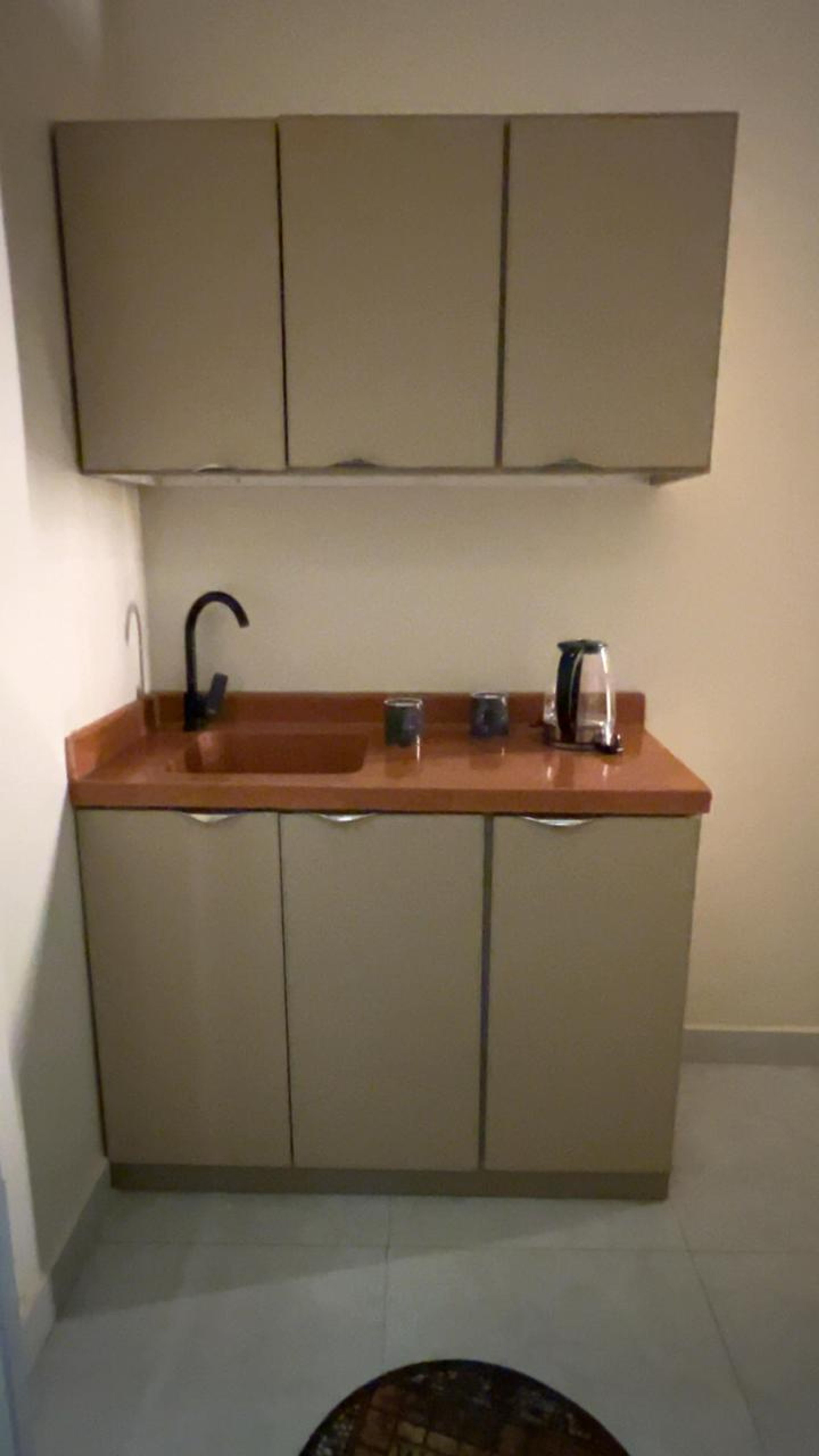 https://img.gathern.co/1400x0/1/N4_BnICDIVxH82z3zw3ZCLzIaqyf68mM.jpeg