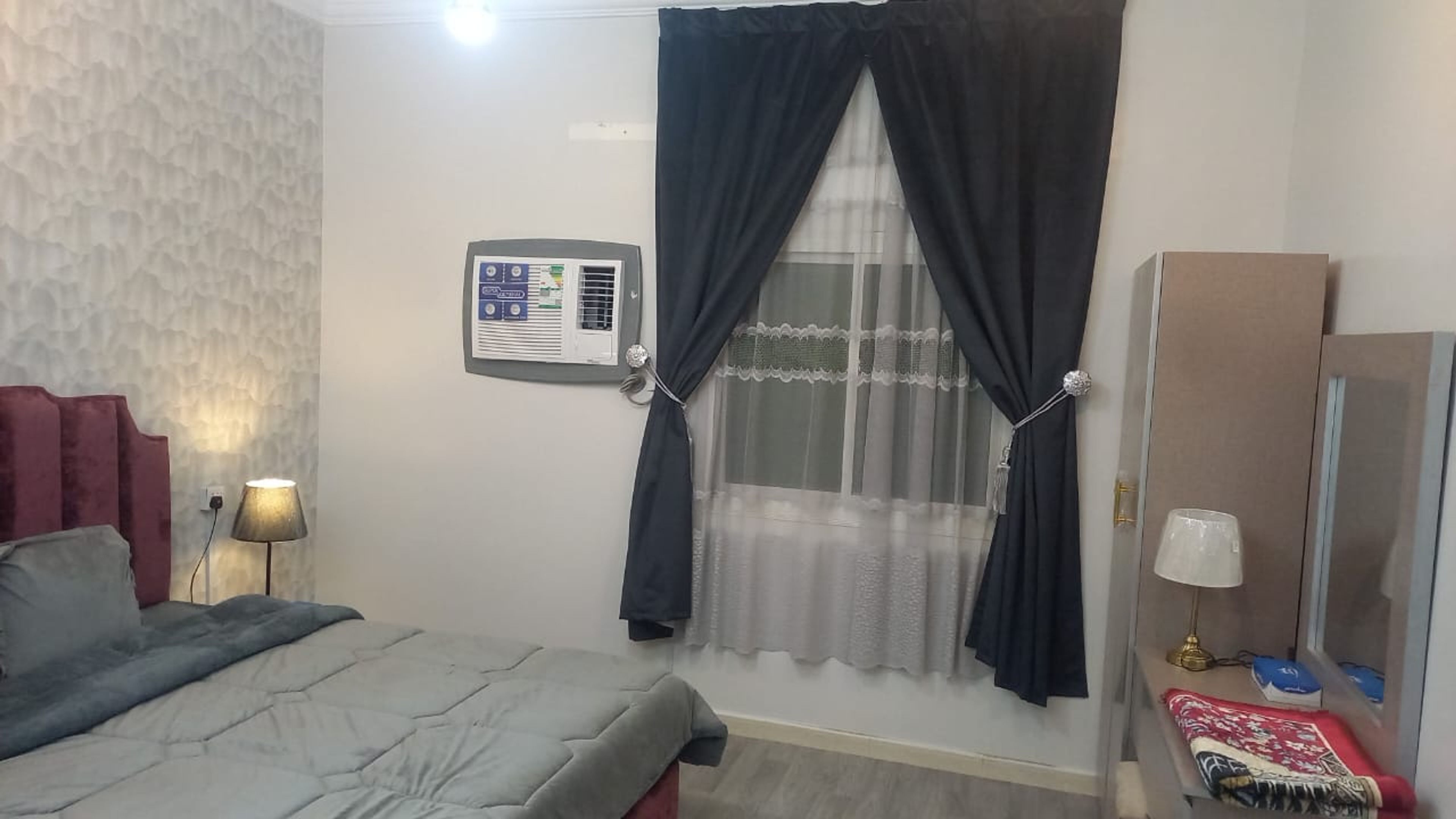 https://img.gathern.co/1400x0/1/NBUlPf6pky_ns7Z_B3VHAksdW08GgFGF.jpeg