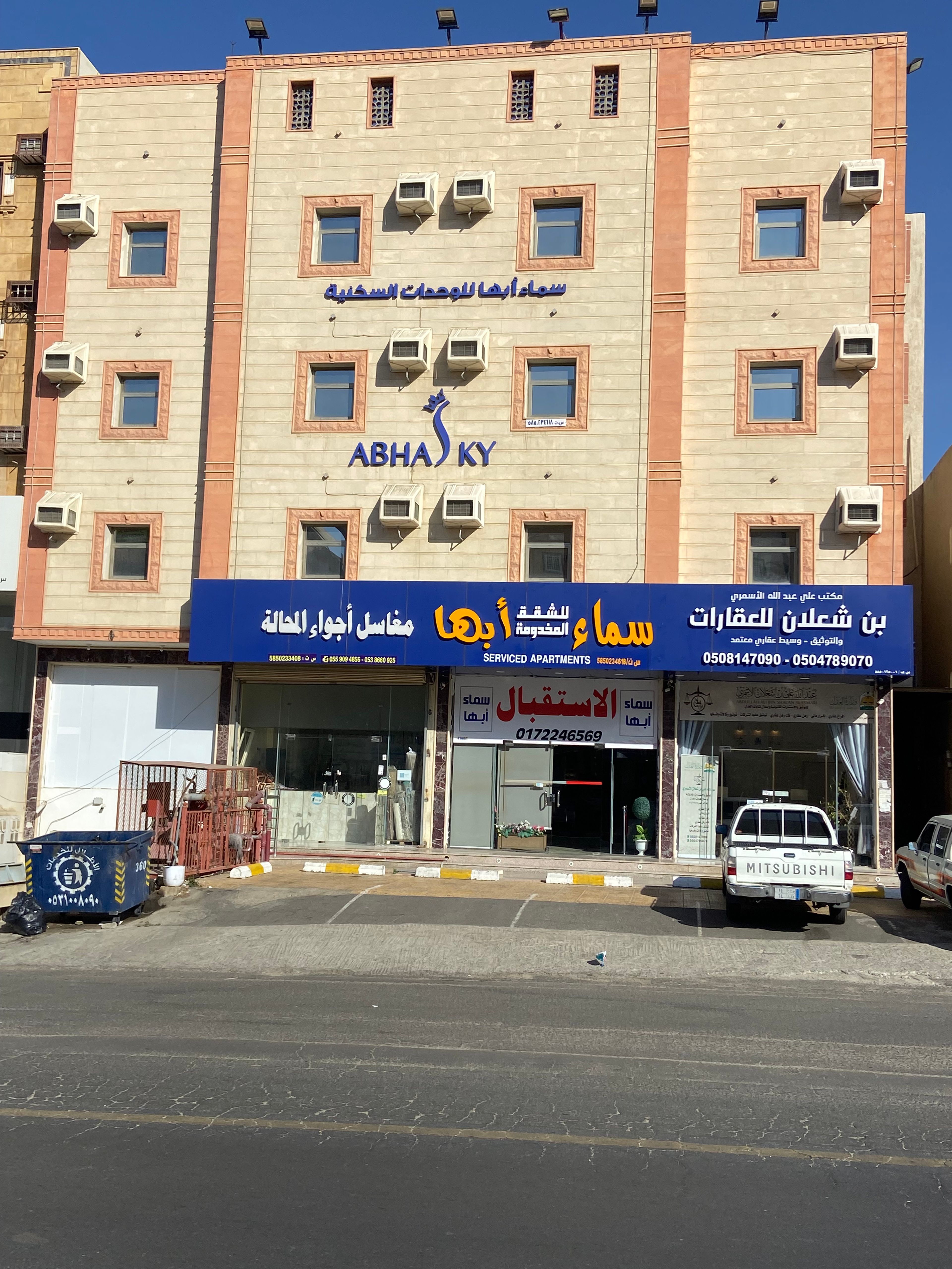 https://img.gathern.co/1400x0/1/NNxQ9lFK_rVKhACTUFVLknoLjSsD_7No.jpg