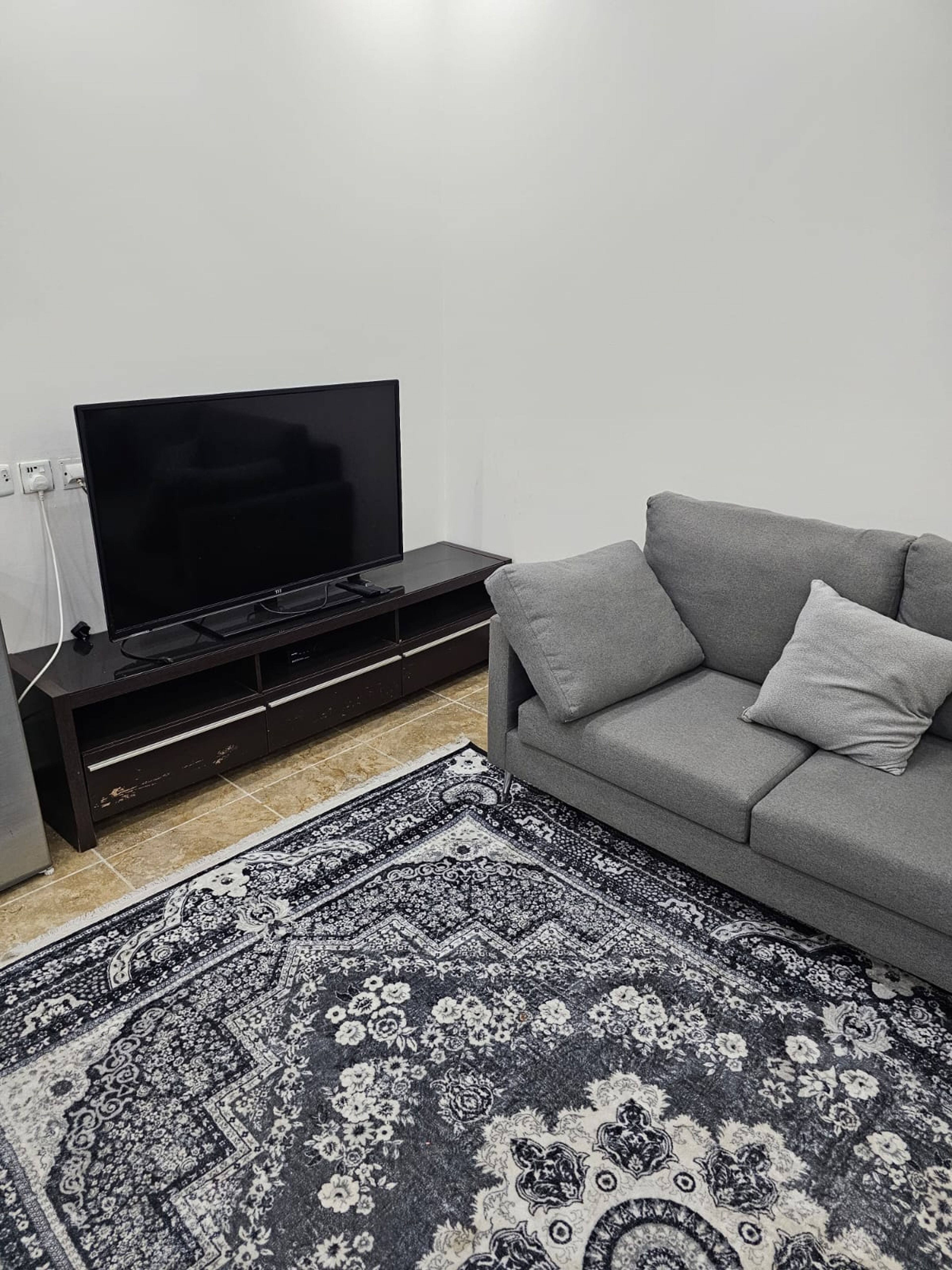 https://img.gathern.co/1400x0/1/OnebH9HXCbw1_VRn5m1Y45414oX8mOAG.jpeg