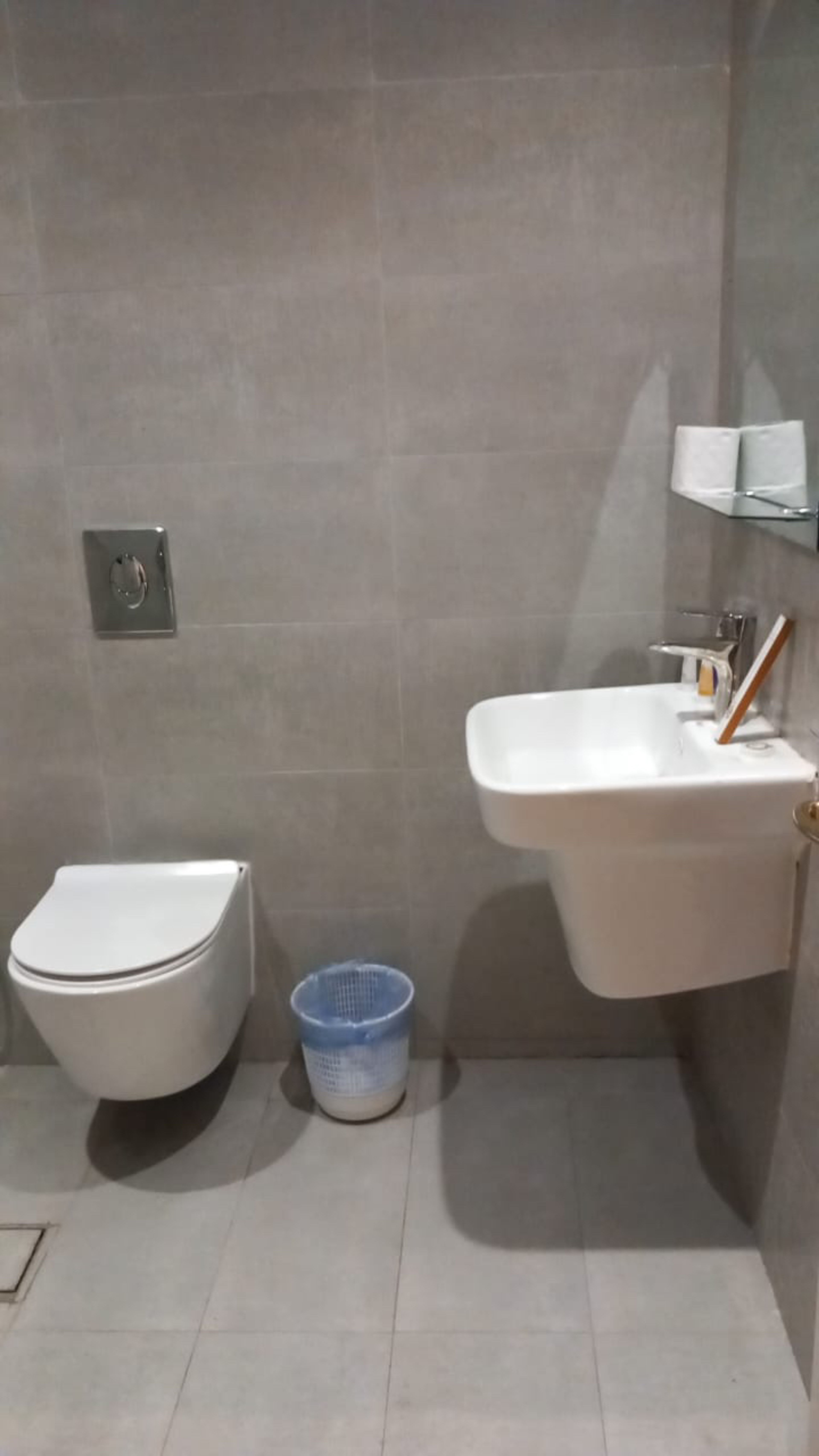 https://img.gathern.co/1400x0/1/P0uKqkKHv18s2yCwKJ3wPvGyBTVVLkjU.jpg