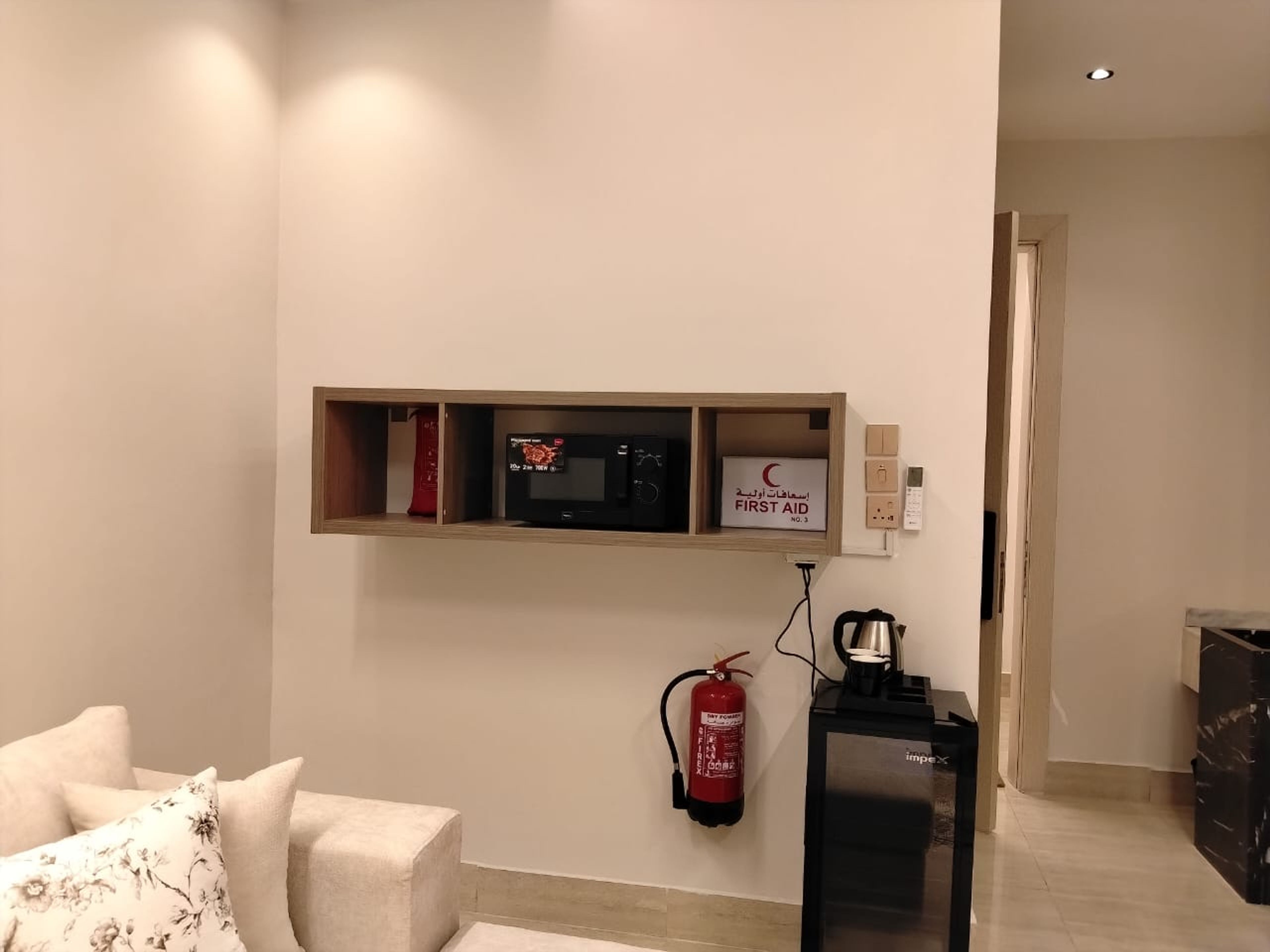 https://img.gathern.co/1400x0/1/P5WMwRqk9aUpVkqp0Gp5wEyCUddWFze0.jpg