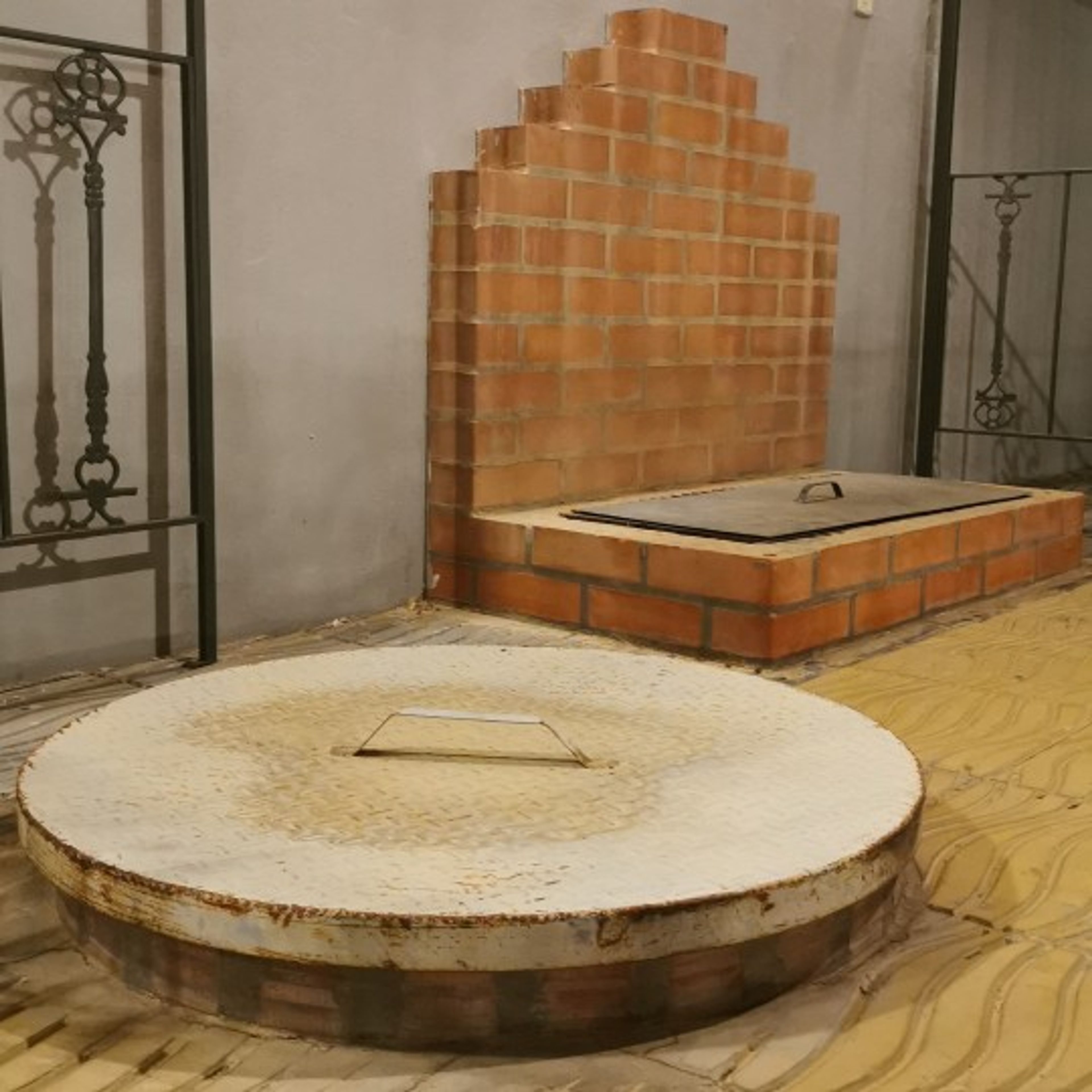 https://img.gathern.co/1400x0/1/PlCnEDK7jPjvJ5-bkcayktHUMA4hcjhO.jpg