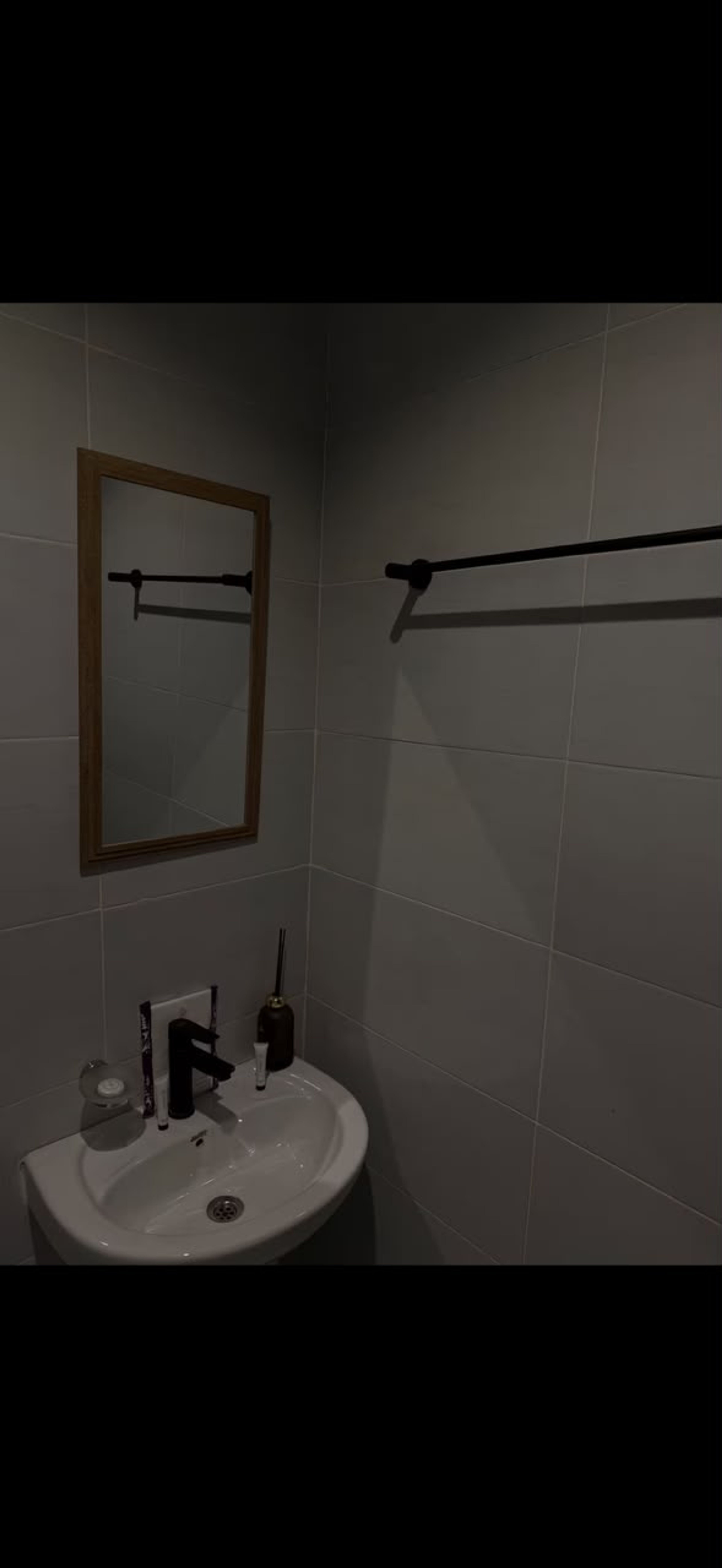 https://img.gathern.co/1024x0/1/PoSKCywcB1VbQgBUyTDRk7Pw5BKsVhYU.jpeg