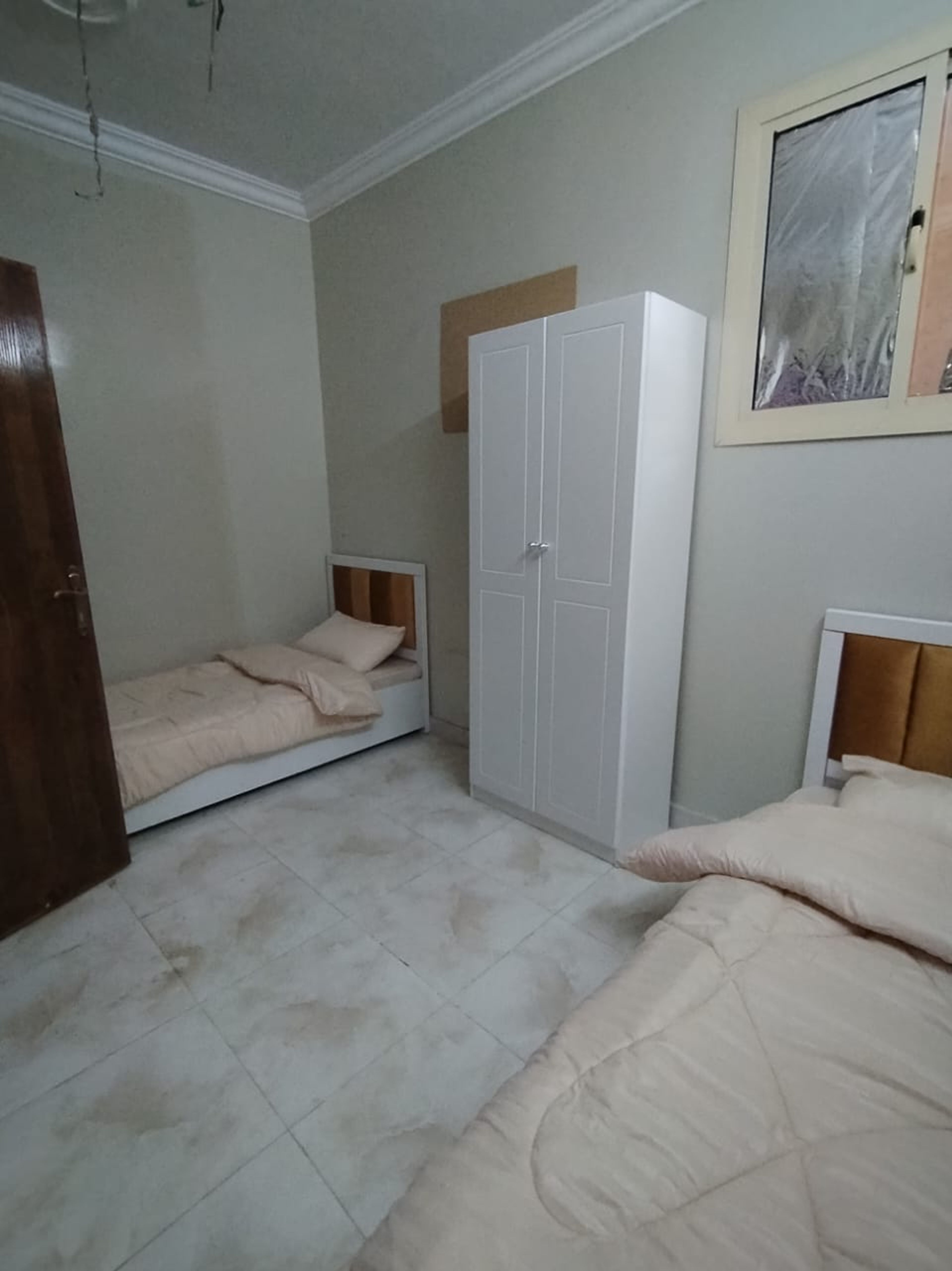 https://img.gathern.co/1400x0/1/Ps8eQkuDJ80BaSi8MP1bG0iD5fTmXHxg.jpeg