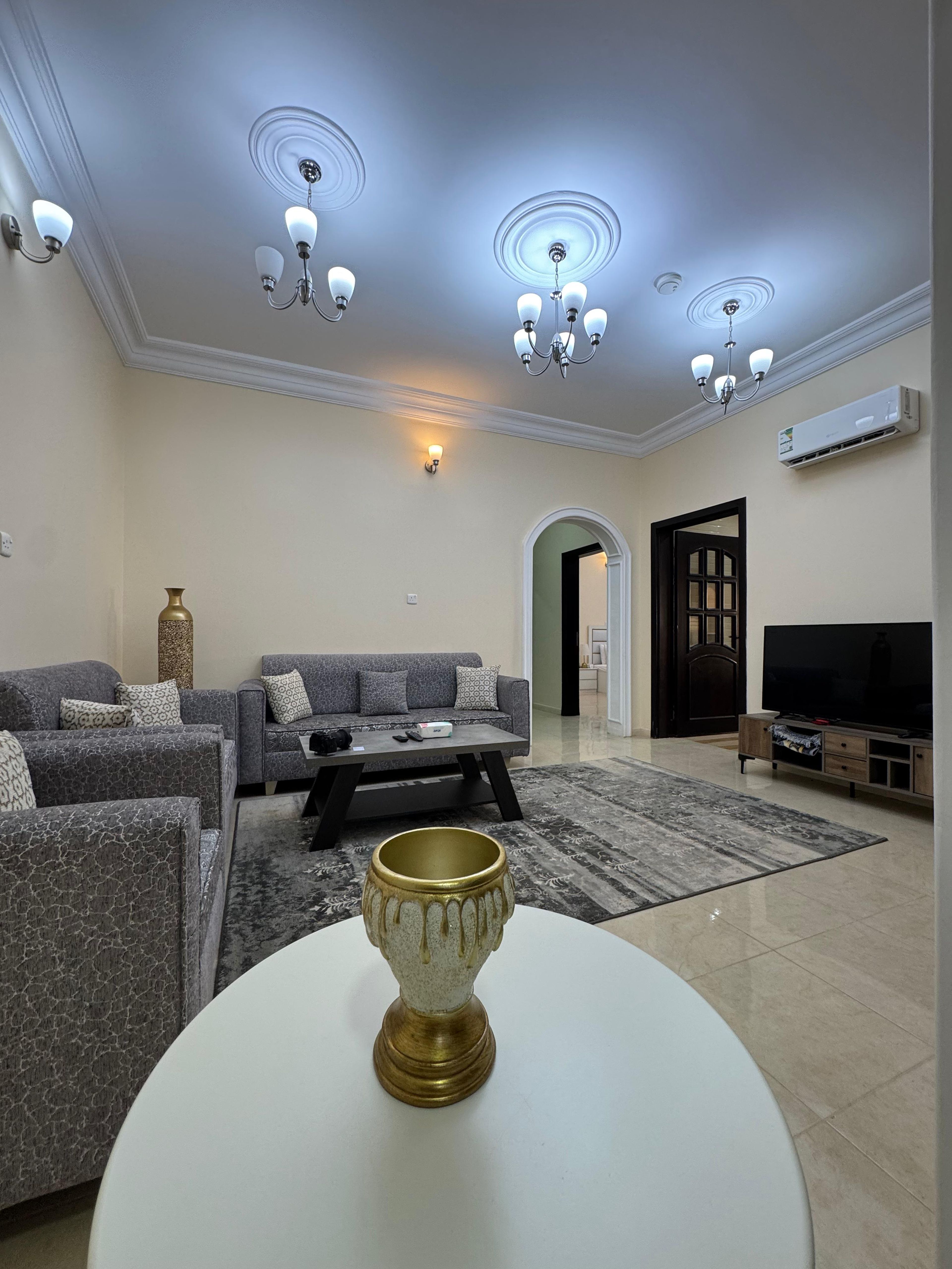 https://img.gathern.co/1024x0/1/TsveUvOgNZrlrnlxdf-9egme6xG75z24.jpg