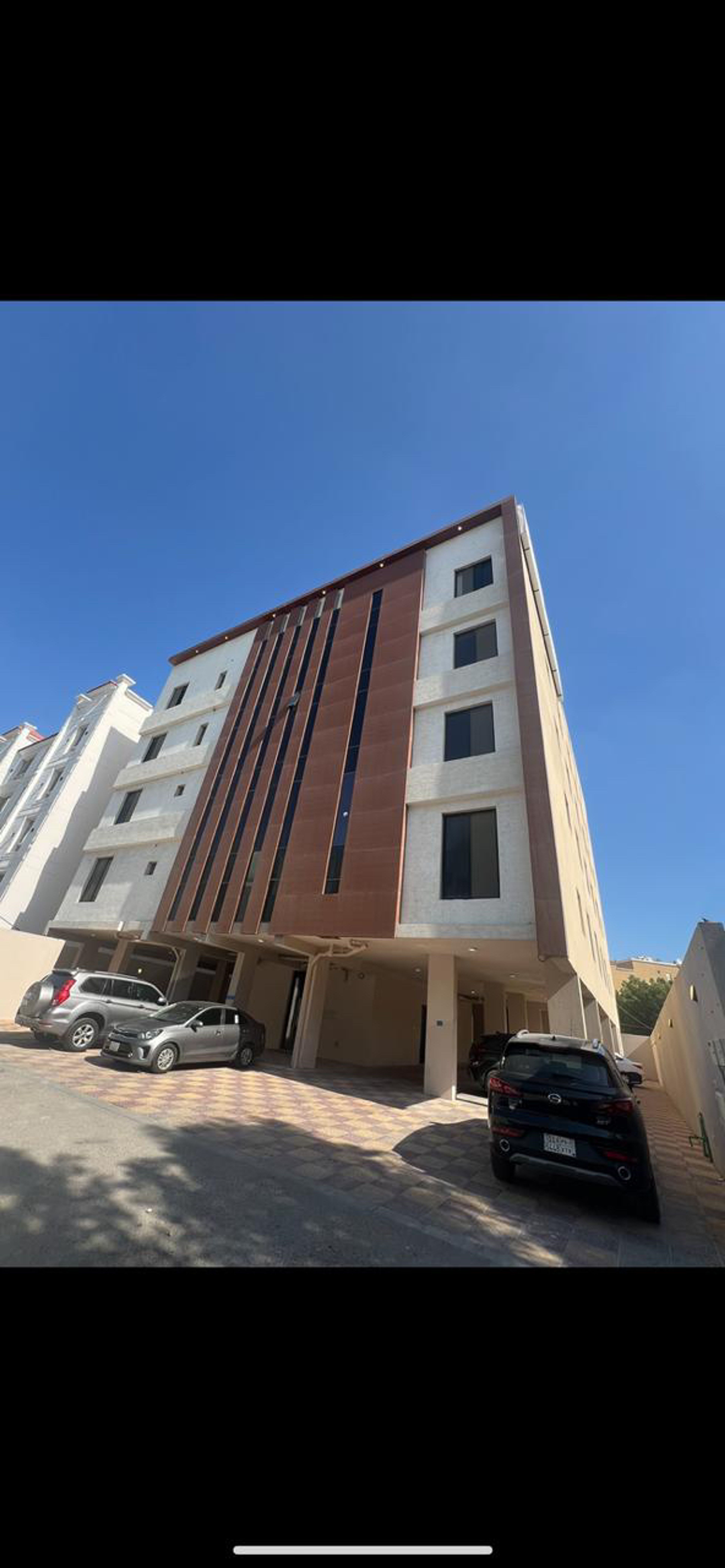https://img.gathern.co/1400x0/1/UEe6O9YzC0L5EUs7JaRWte9Txe2dy1qi.jpg