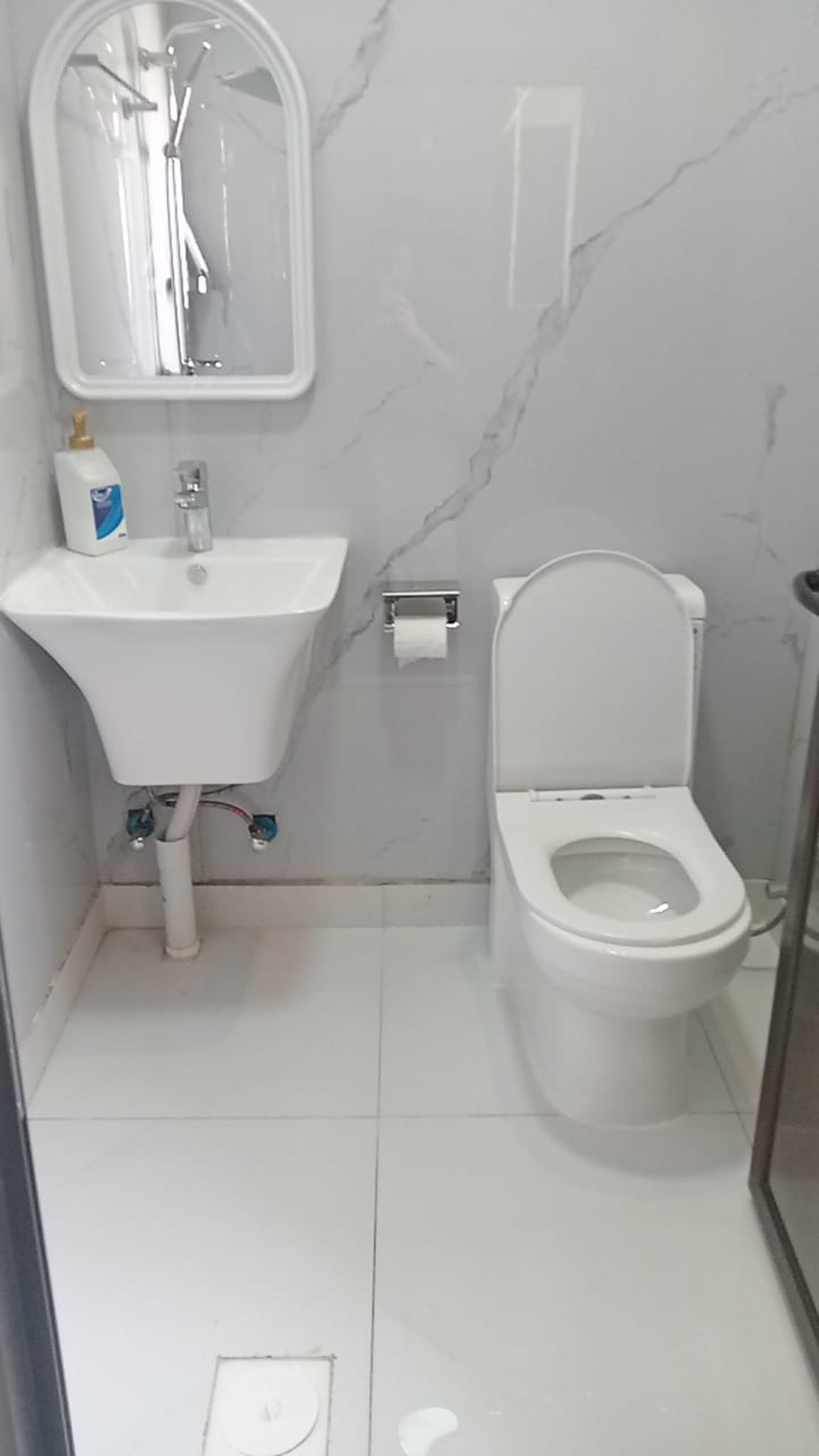 https://img.gathern.co/1400x0/1/UH8Dhq7xqkuv7IoKWmxP7-ZnDv-cJsB0.jpg