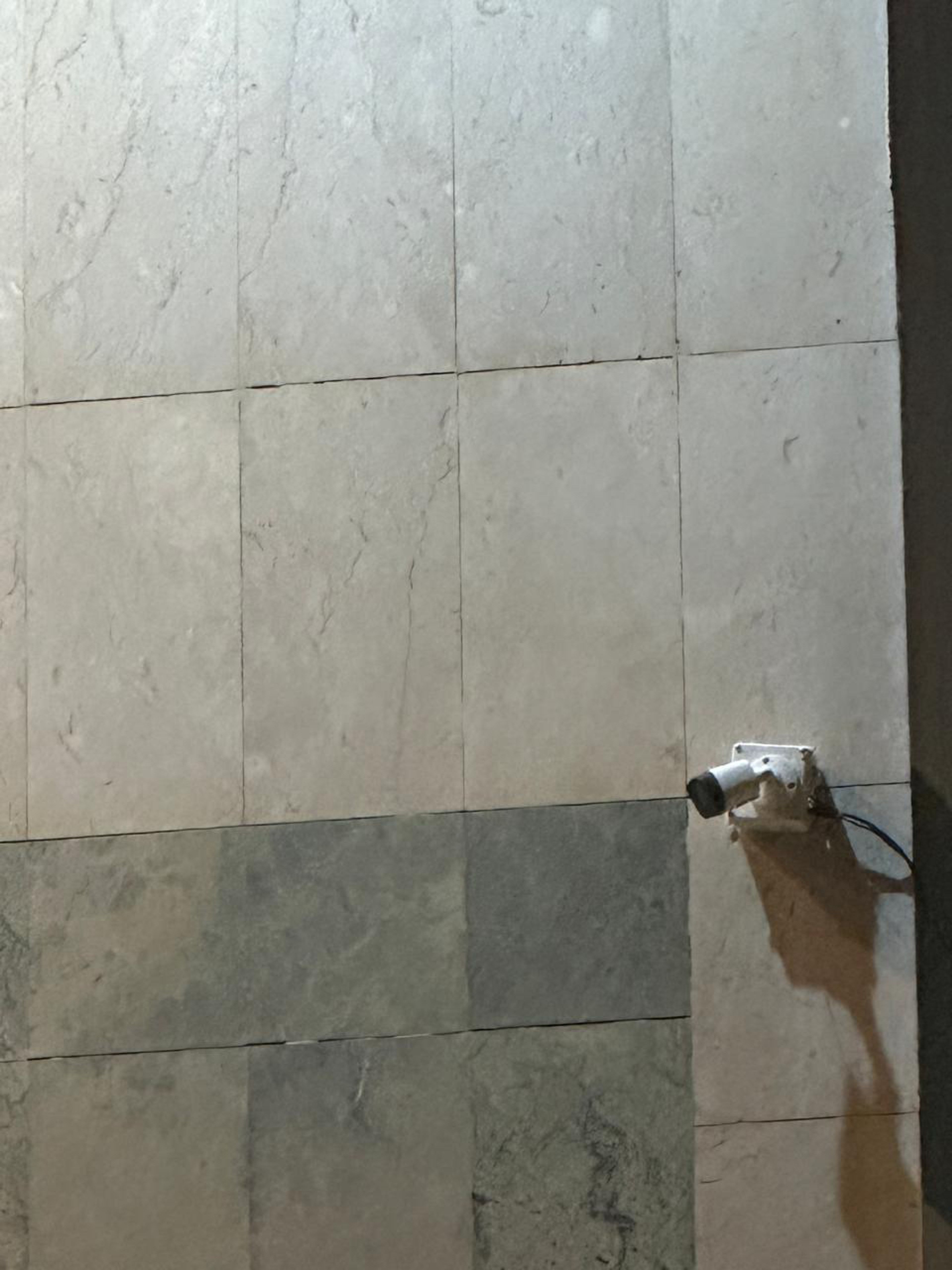 https://img.gathern.co/1400x0/1/UJzbP3F4OoFEB4EvtFKL8tDhQFbbd5Ri.jpg