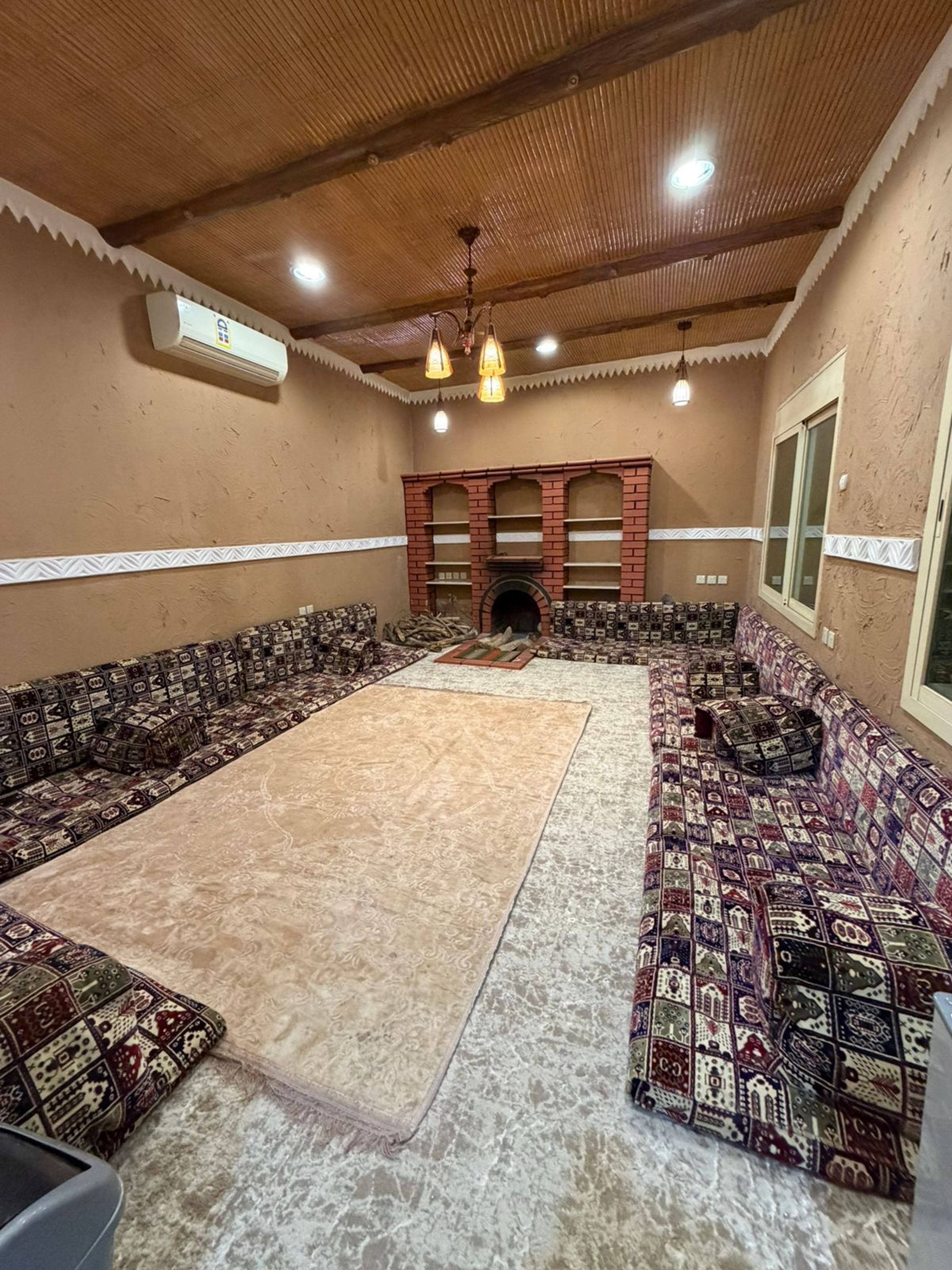 https://img.gathern.co/1400x0/1/UTjDUDzOXURXsxDYFFkZ8fYz4ezI5Ijf.jpg