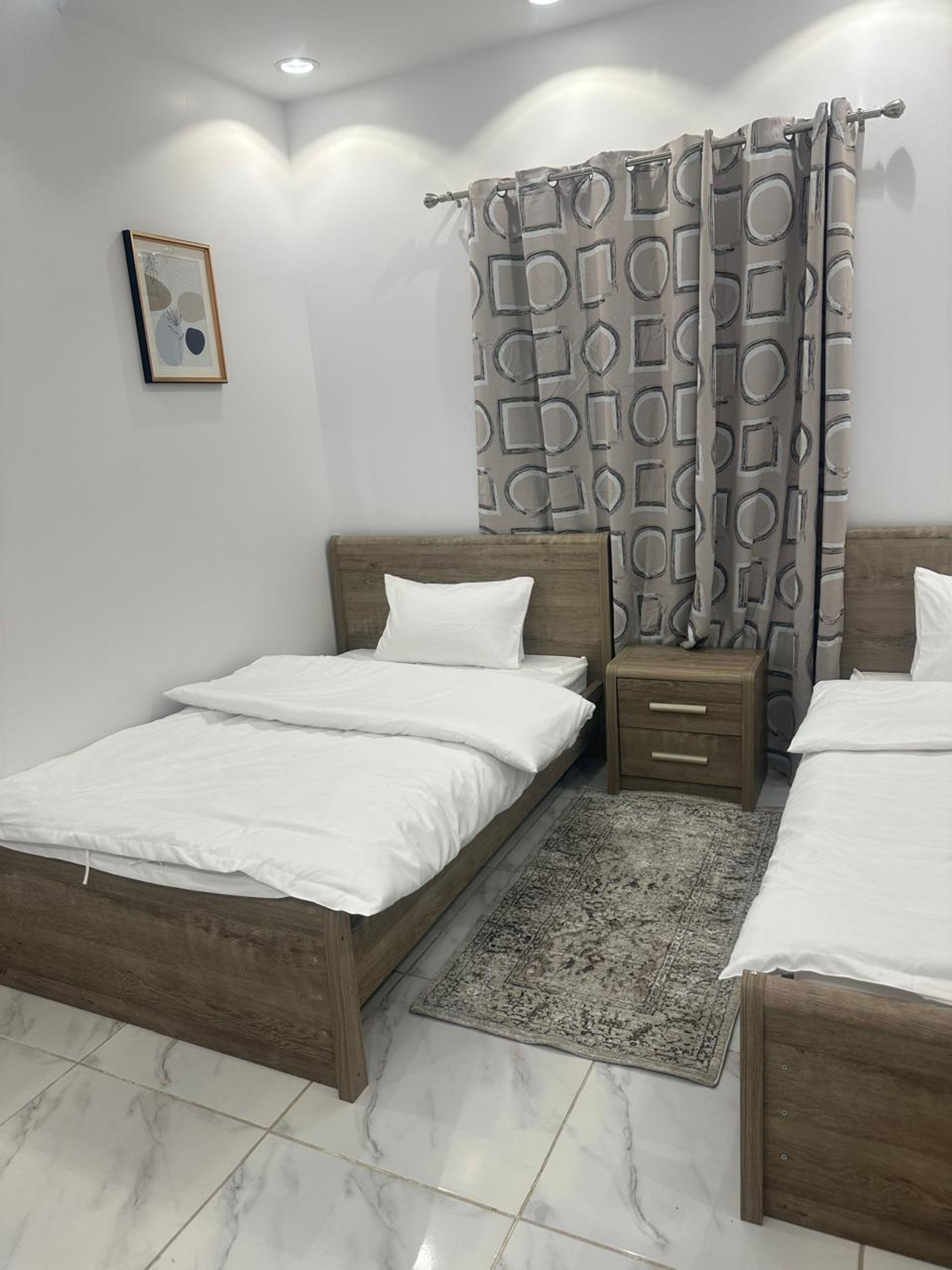 https://img.gathern.co/1400x0/1/UnKMChNJMksP9AvvS-6ebedrod25ANBK.jpeg